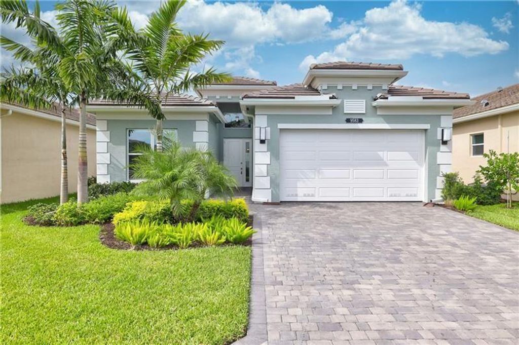 Photo of 9583 Highland Pointe Pass, Delray Beach, FL 33446 (MLS # R10797557)