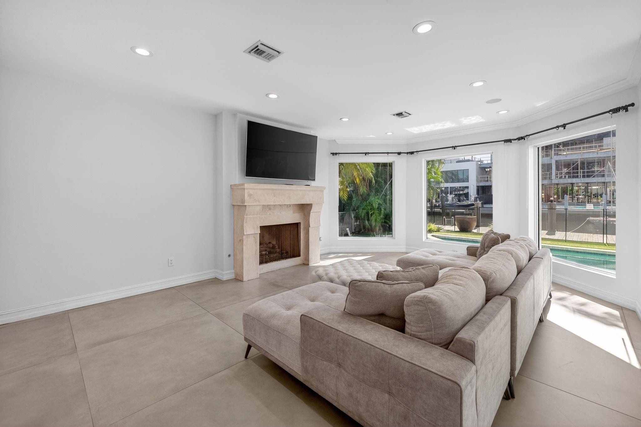 Seven Isles - Residential