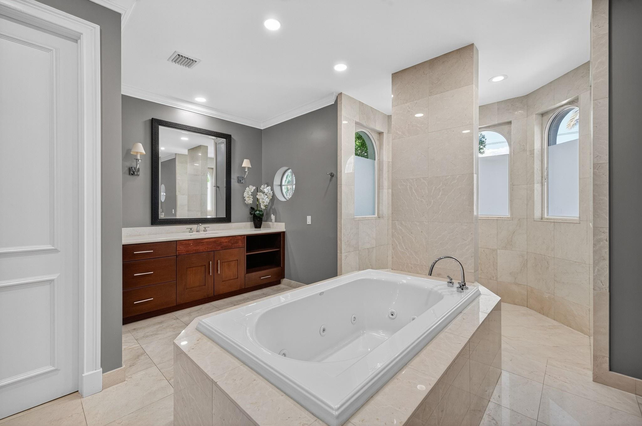 Seven Isles - Residential