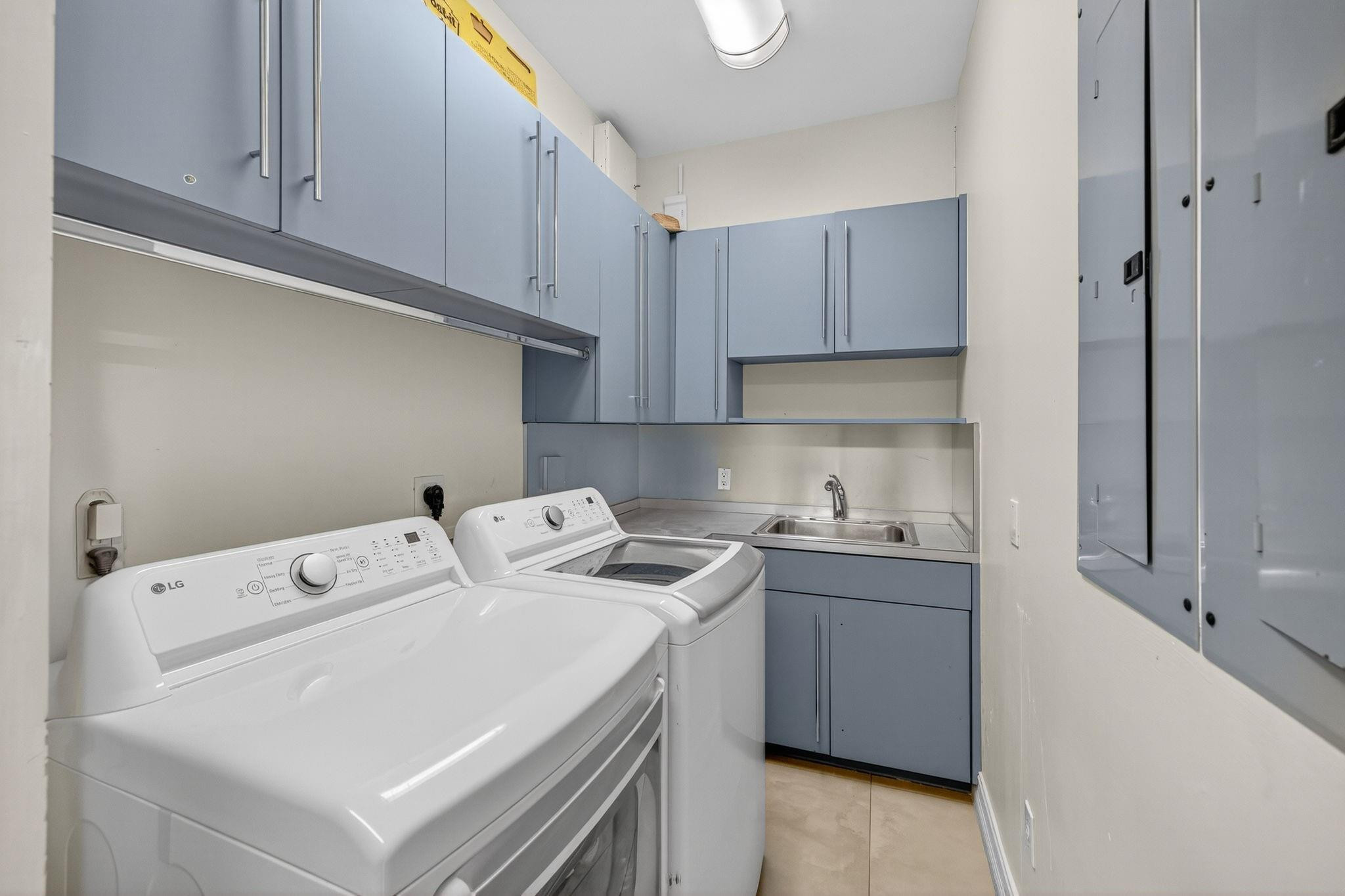 Seven Isles - Residential