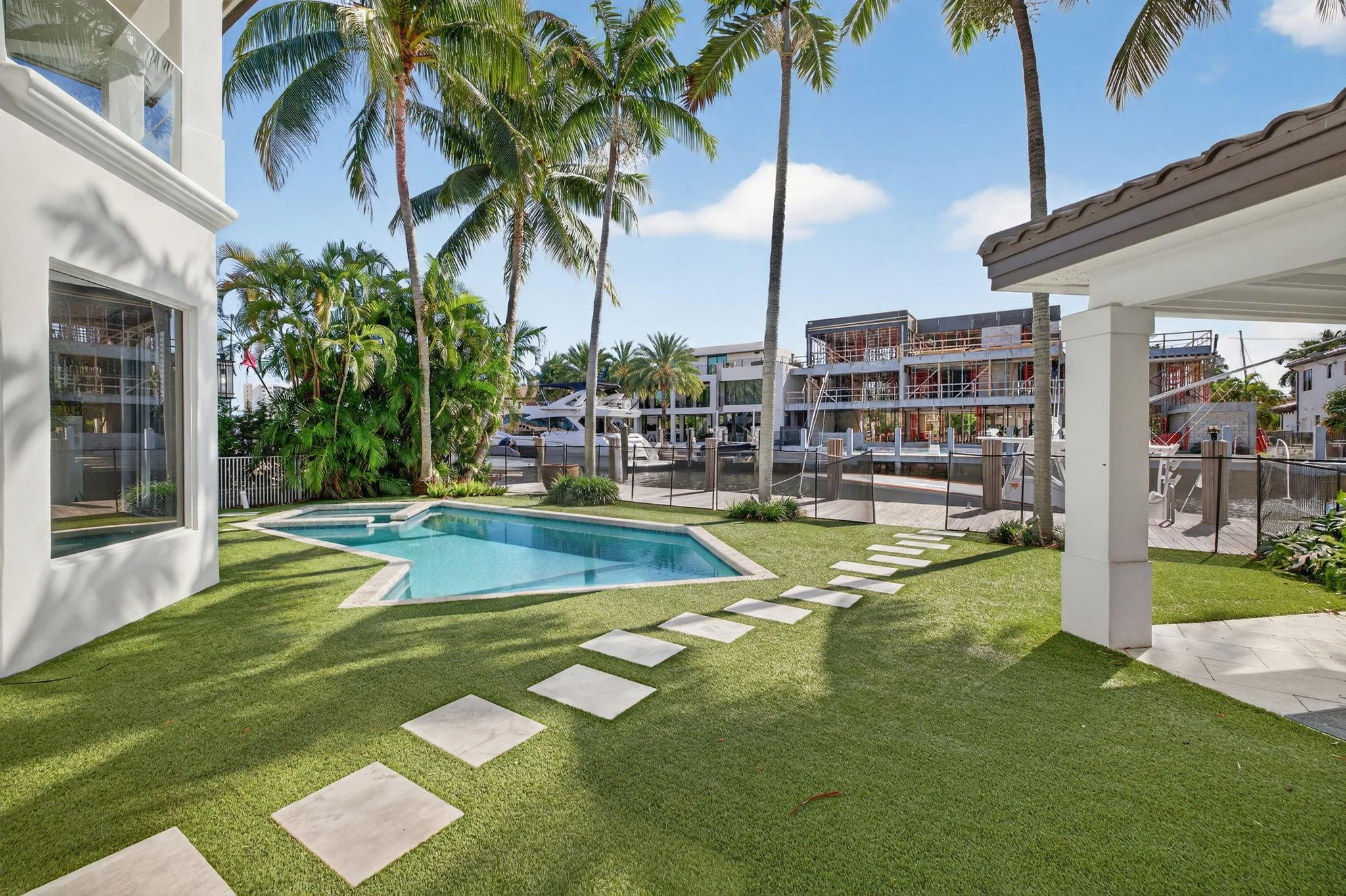 Seven Isles - Residential