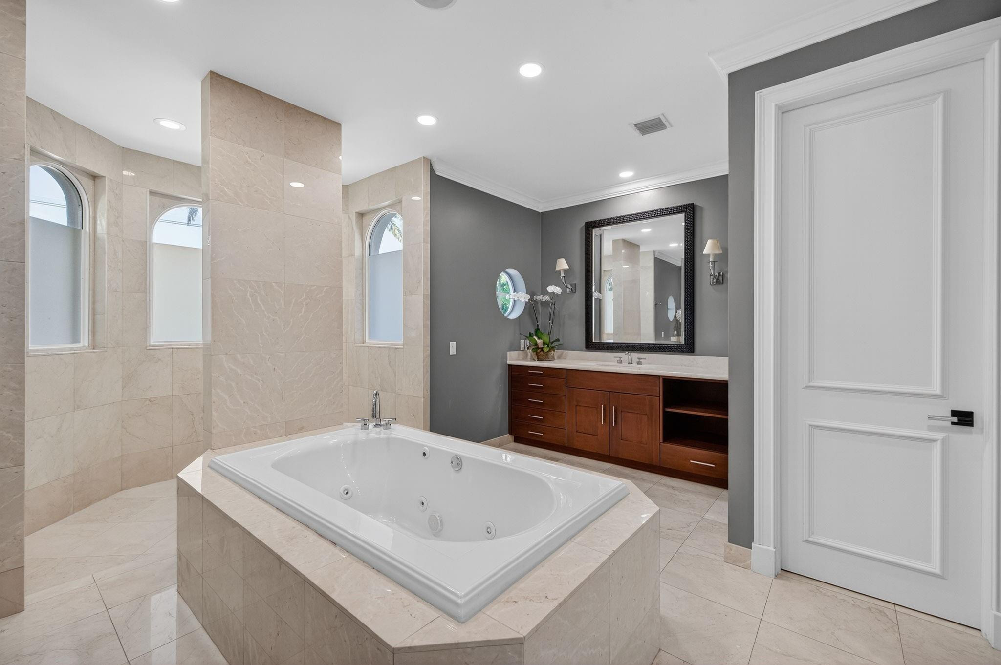 Seven Isles - Residential