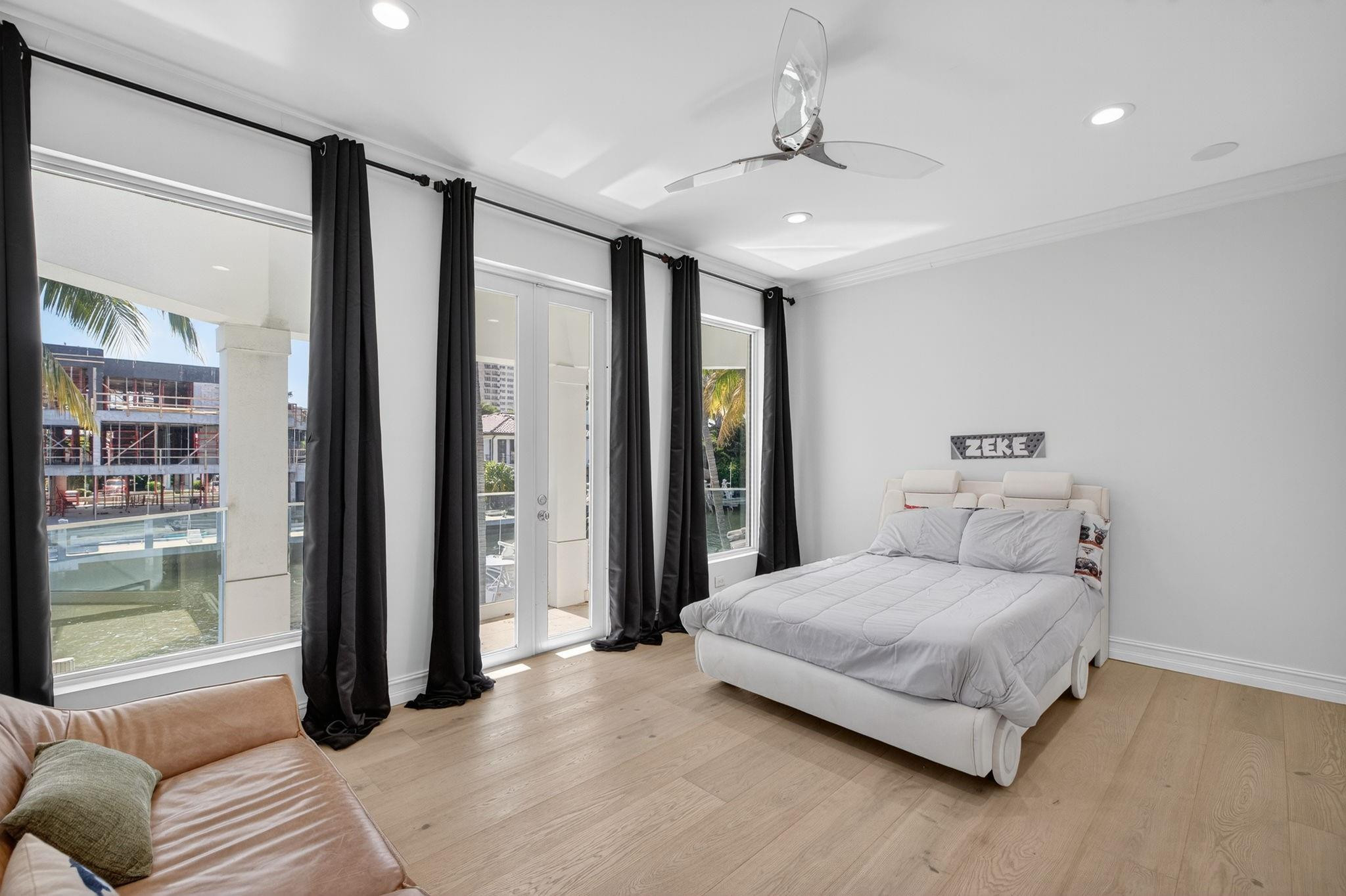 Seven Isles - Residential