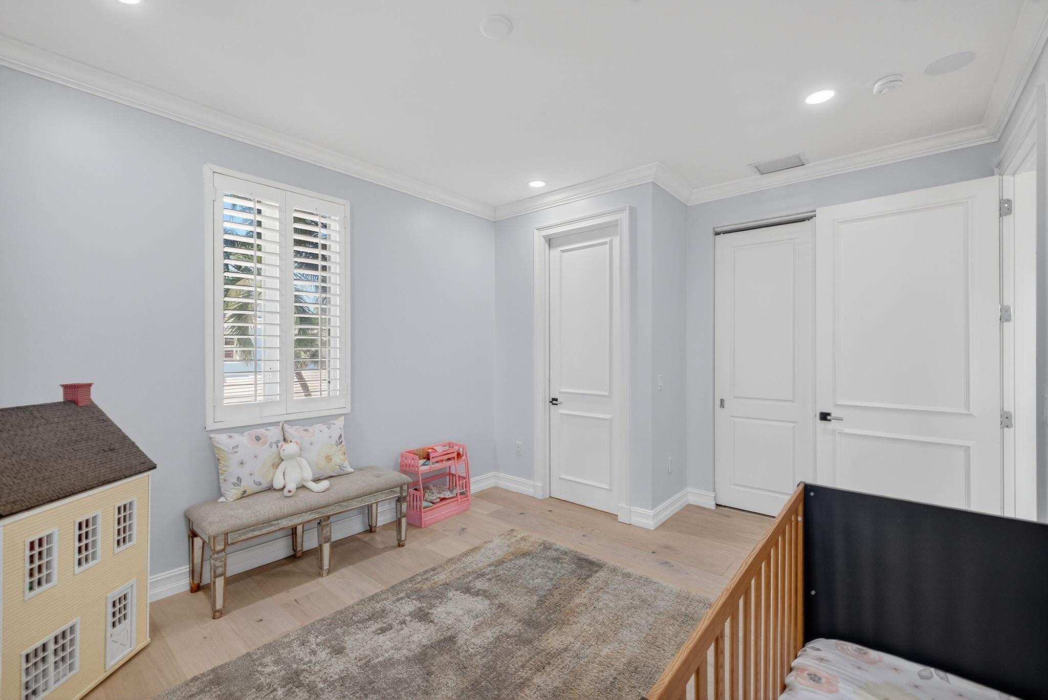 Seven Isles - Residential