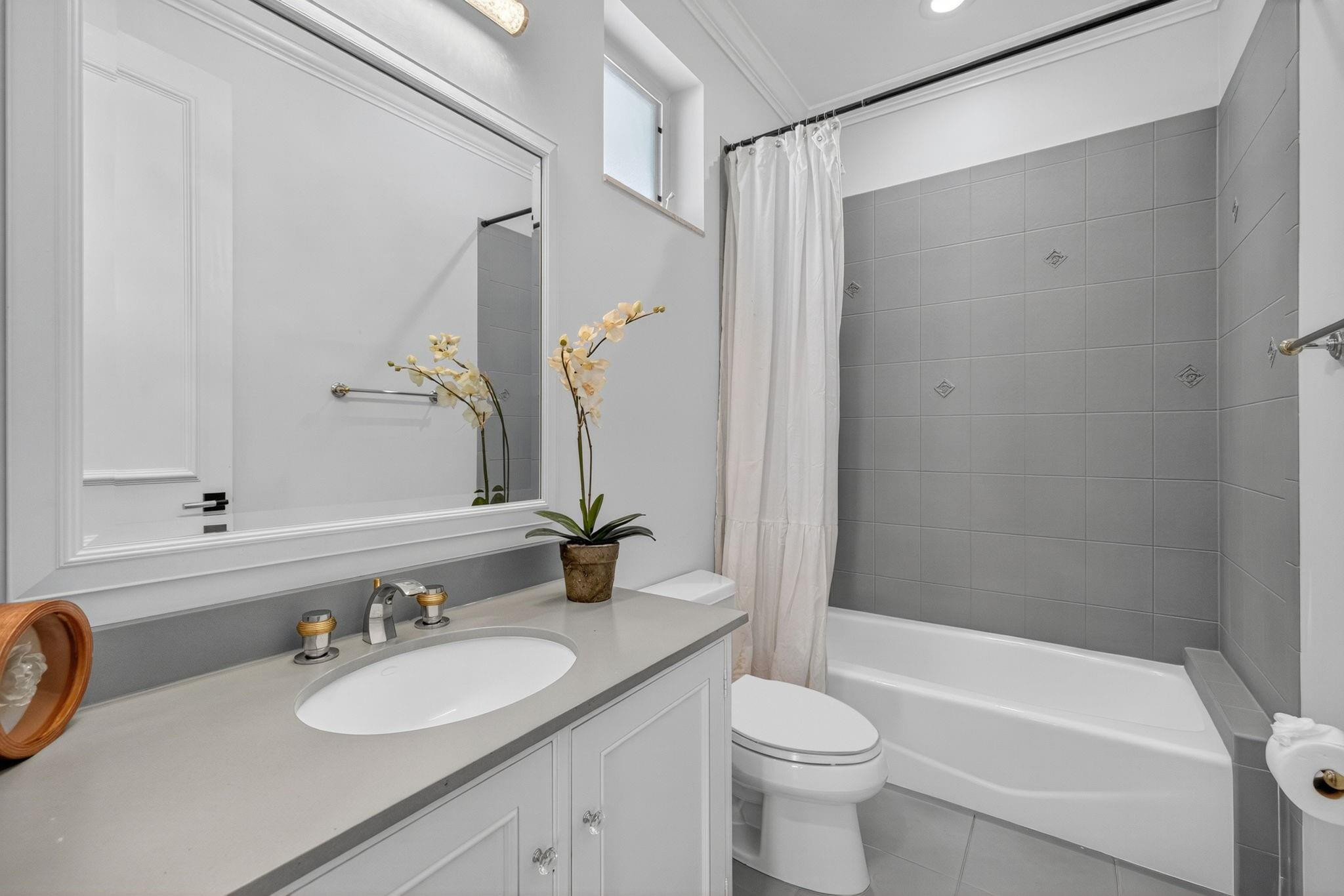 Seven Isles - Residential