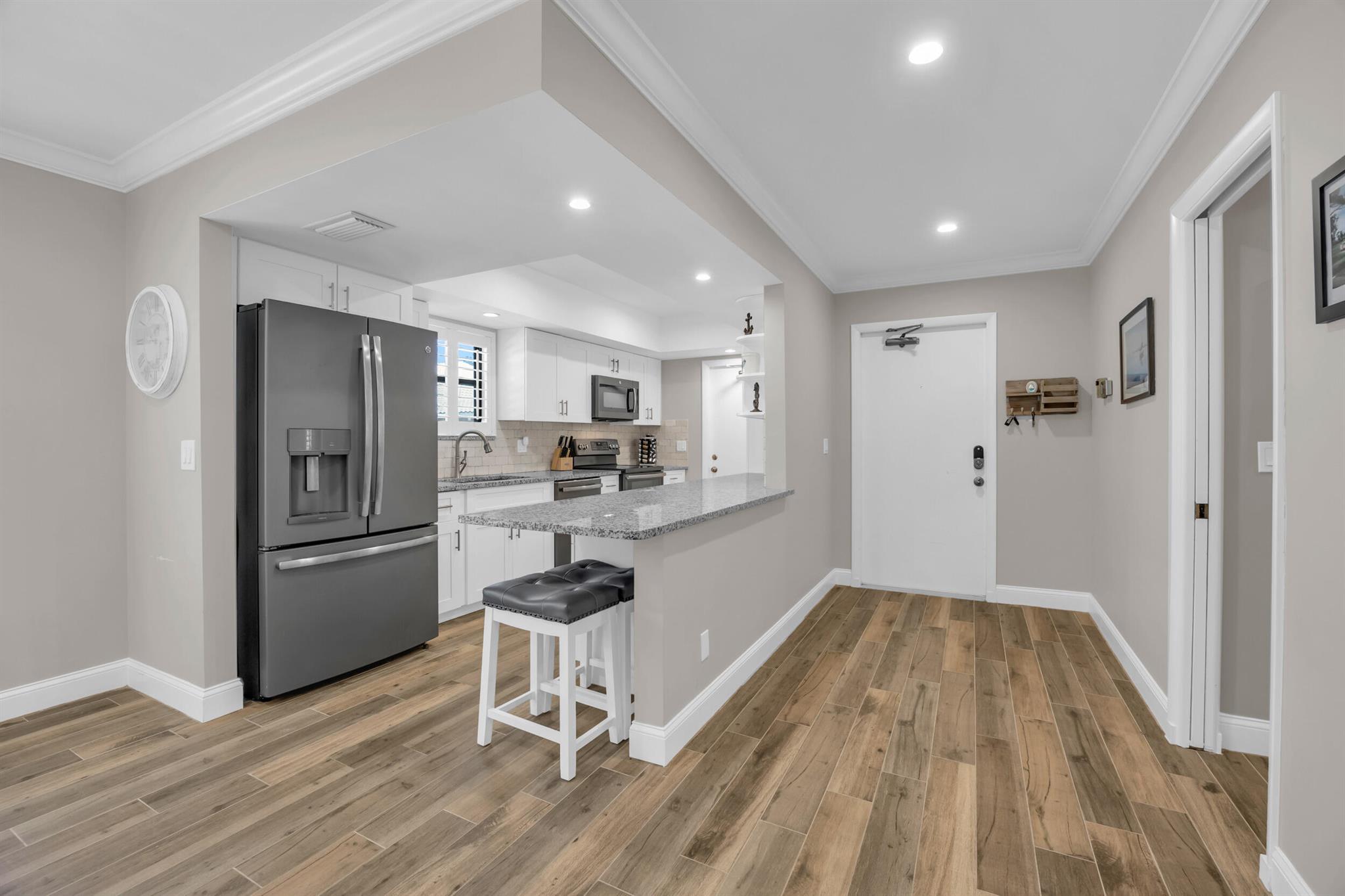 TURTLE CREEK APARTMENT BU - Residential
