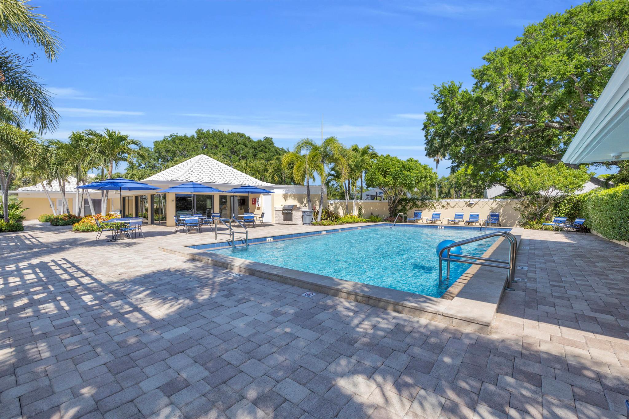 TURTLE CREEK APARTMENT BU - Residential