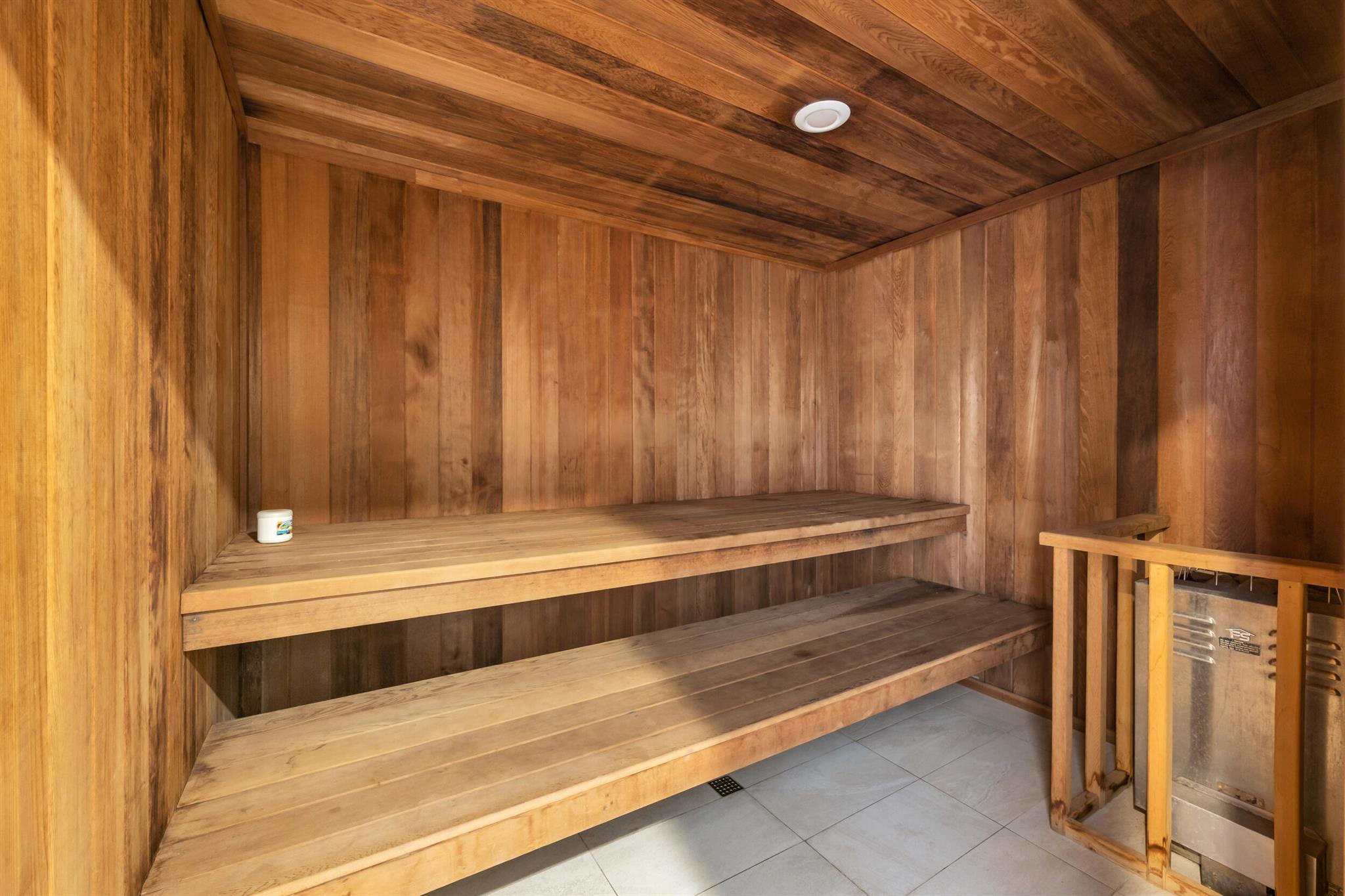 TURTLE CREEK APARTMENT BU - Residential