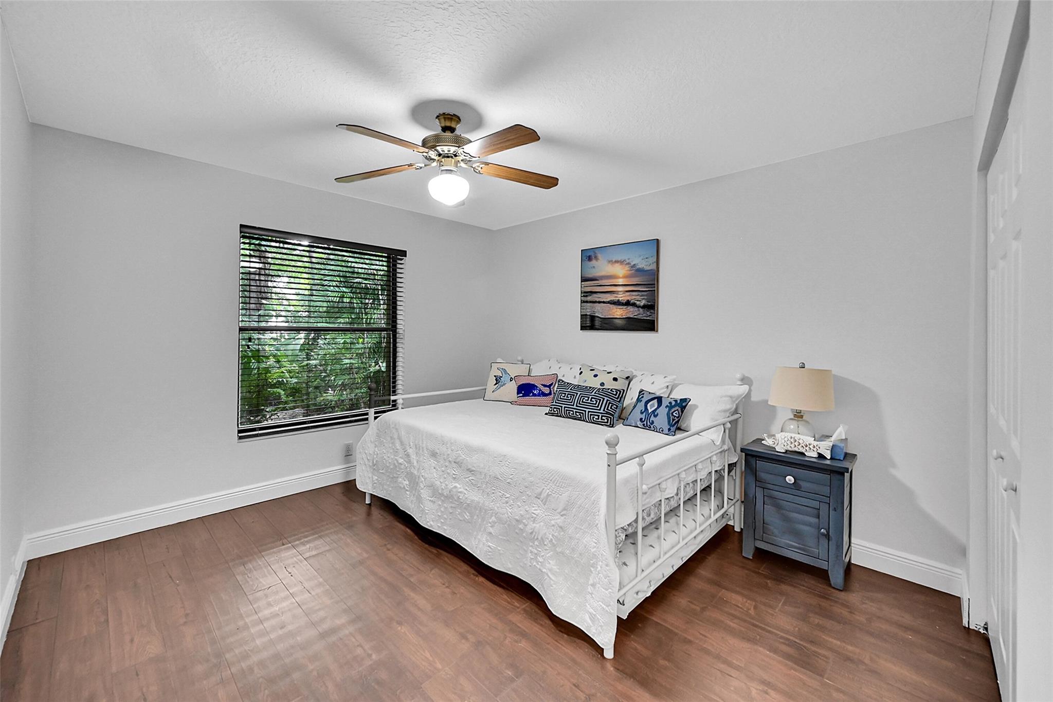 CYPRESS RUN - Residential
