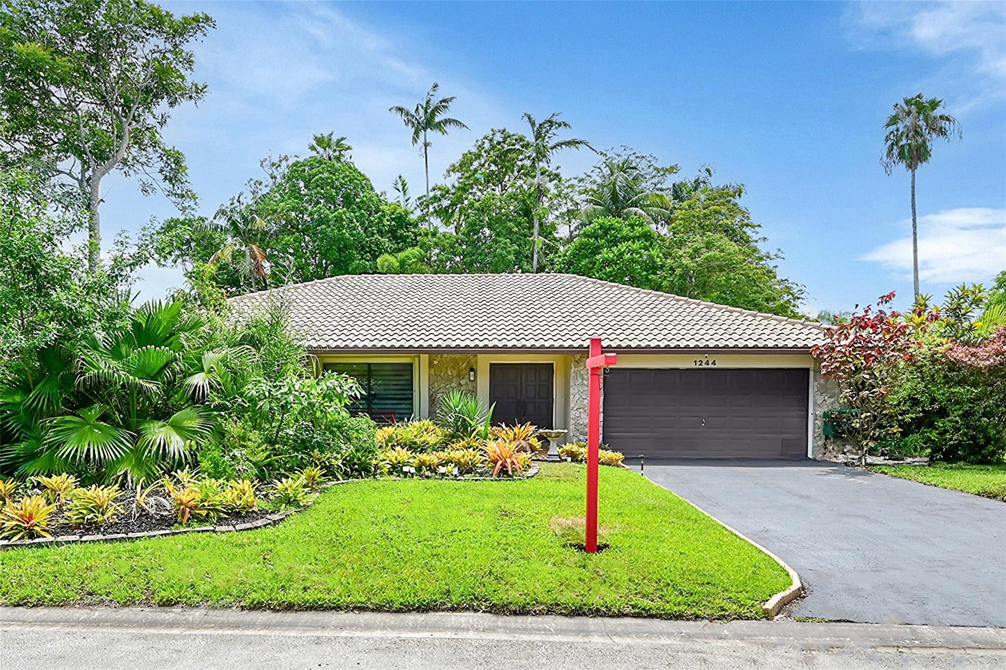 CYPRESS RUN - Residential
