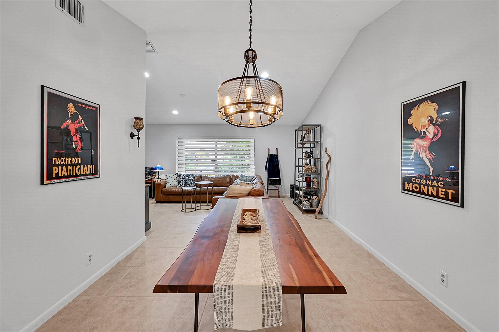 CYPRESS RUN - Residential