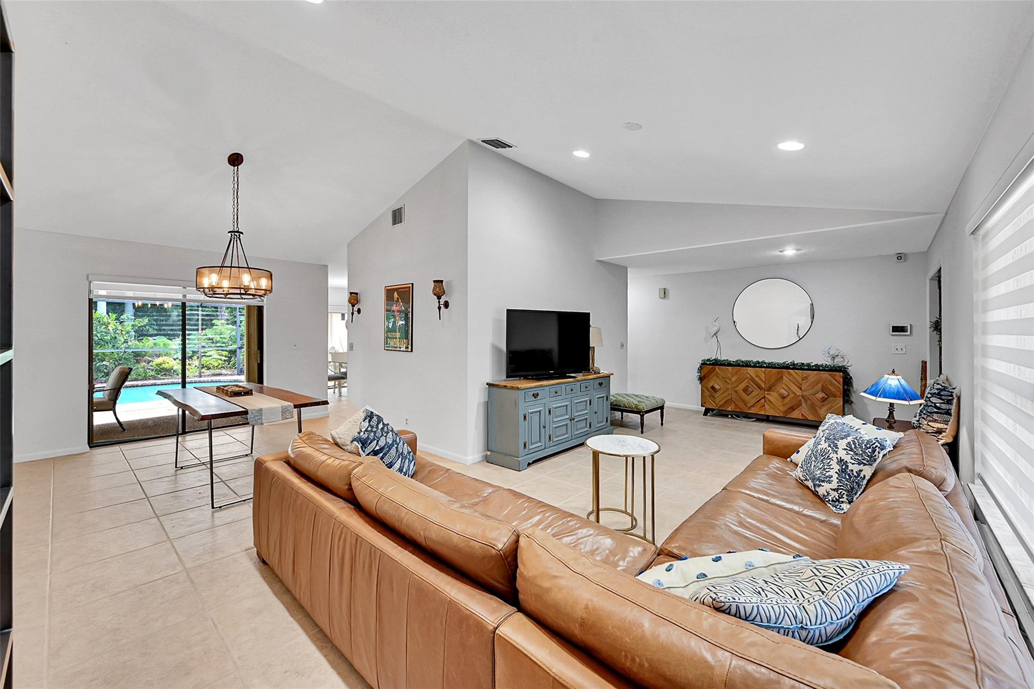 CYPRESS RUN - Residential