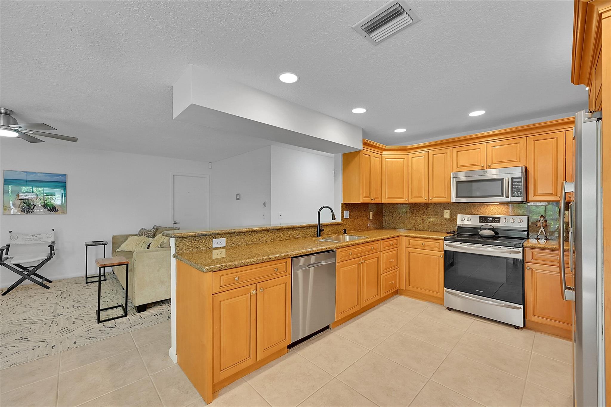 CYPRESS RUN - Residential