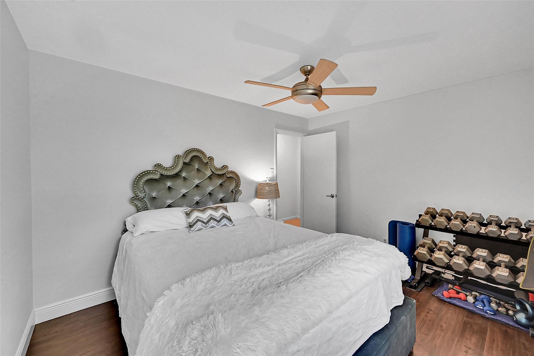 CYPRESS RUN - Residential