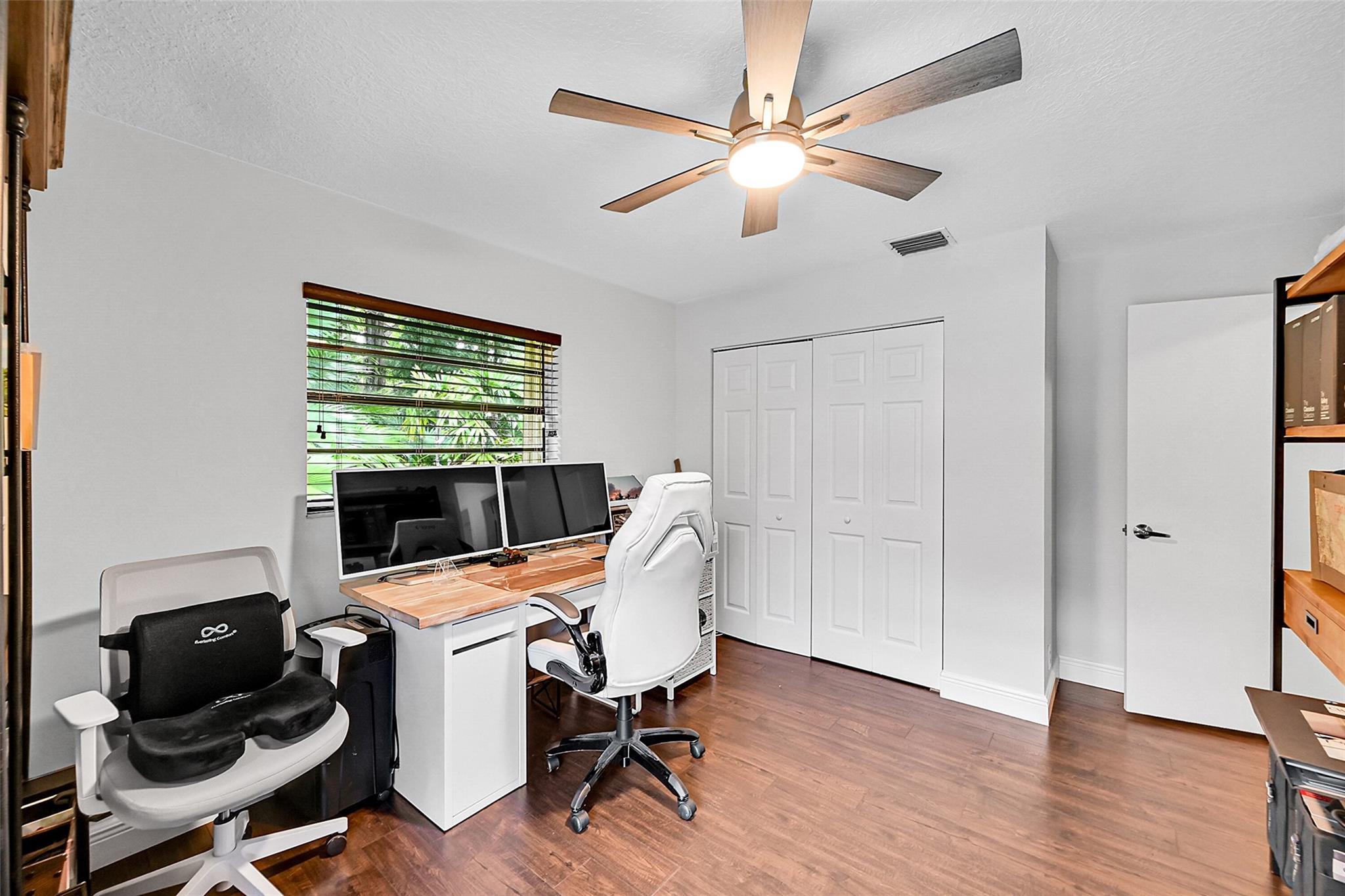CYPRESS RUN - Residential