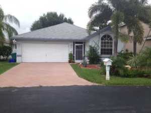 Beautiful 1 Story House, Stunning 20in marble tile throughout. Granite Counters, Wood Cabinets. Full Size Washer & Dryer. Amazing opportunity to live in a great community with a great landlord.
