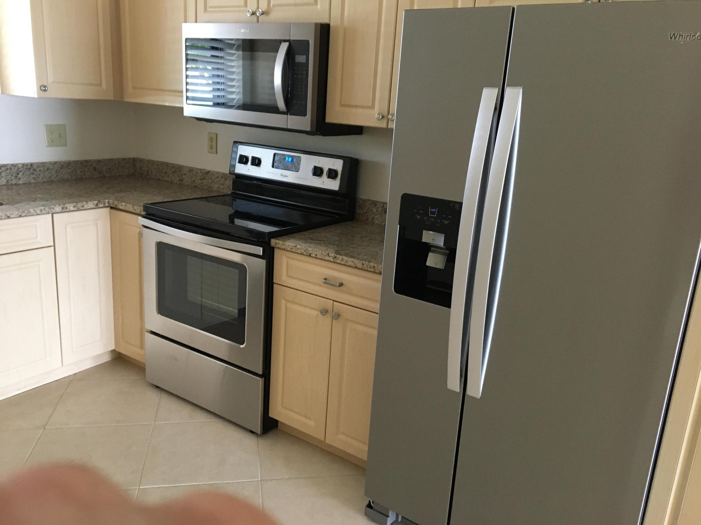 LAKE WINDWOOD CONDO - Residential Lease