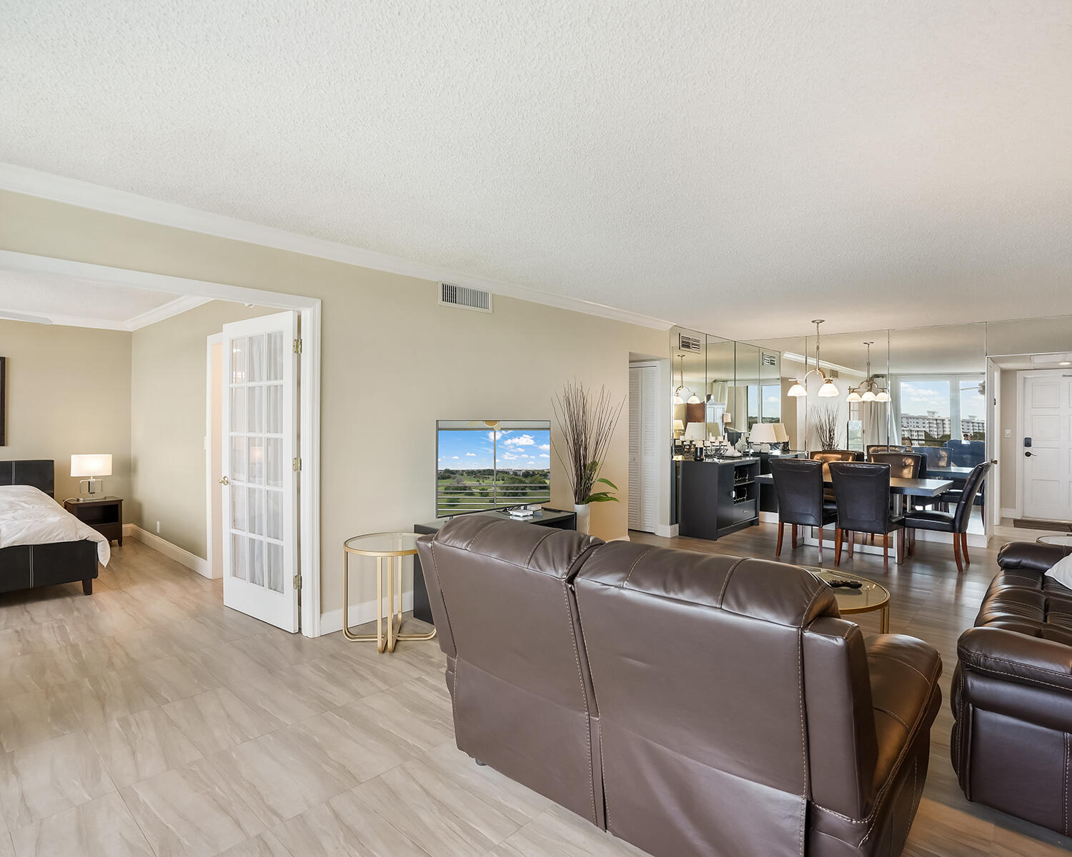 NO 20 PALM-AIRE COUNTRY CLUB - Residential