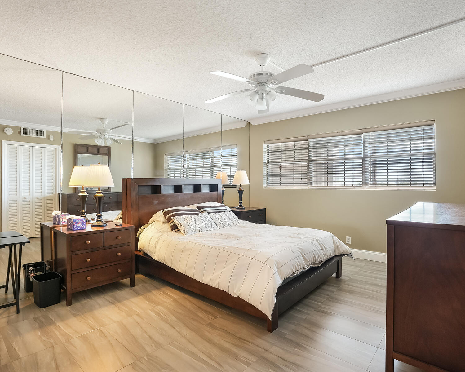 NO 20 PALM-AIRE COUNTRY CLUB - Residential