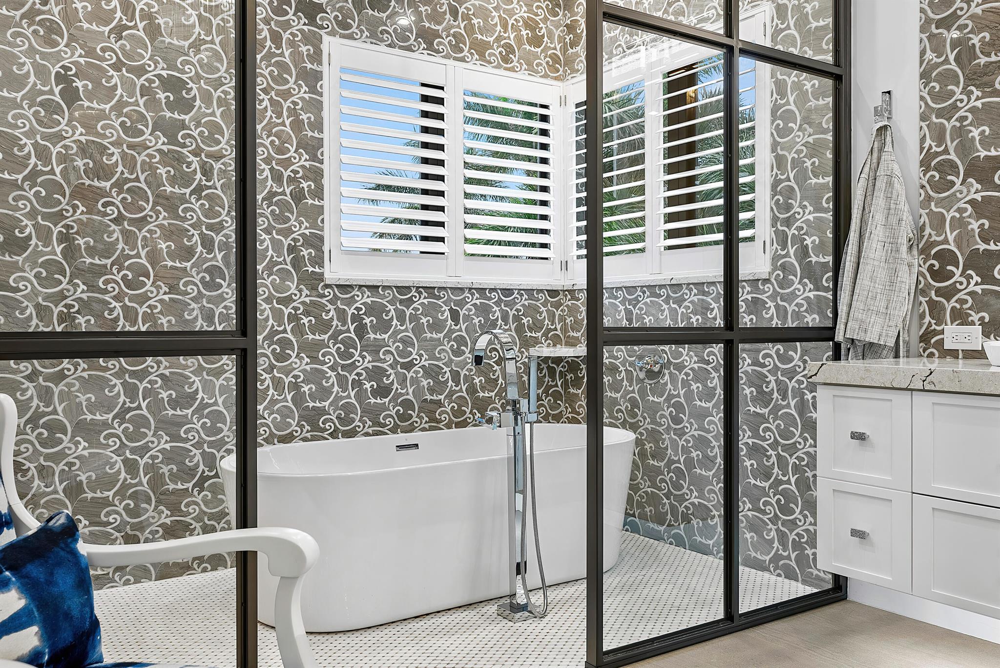 ROYAL PALM YACHT & COUNTR - Residential