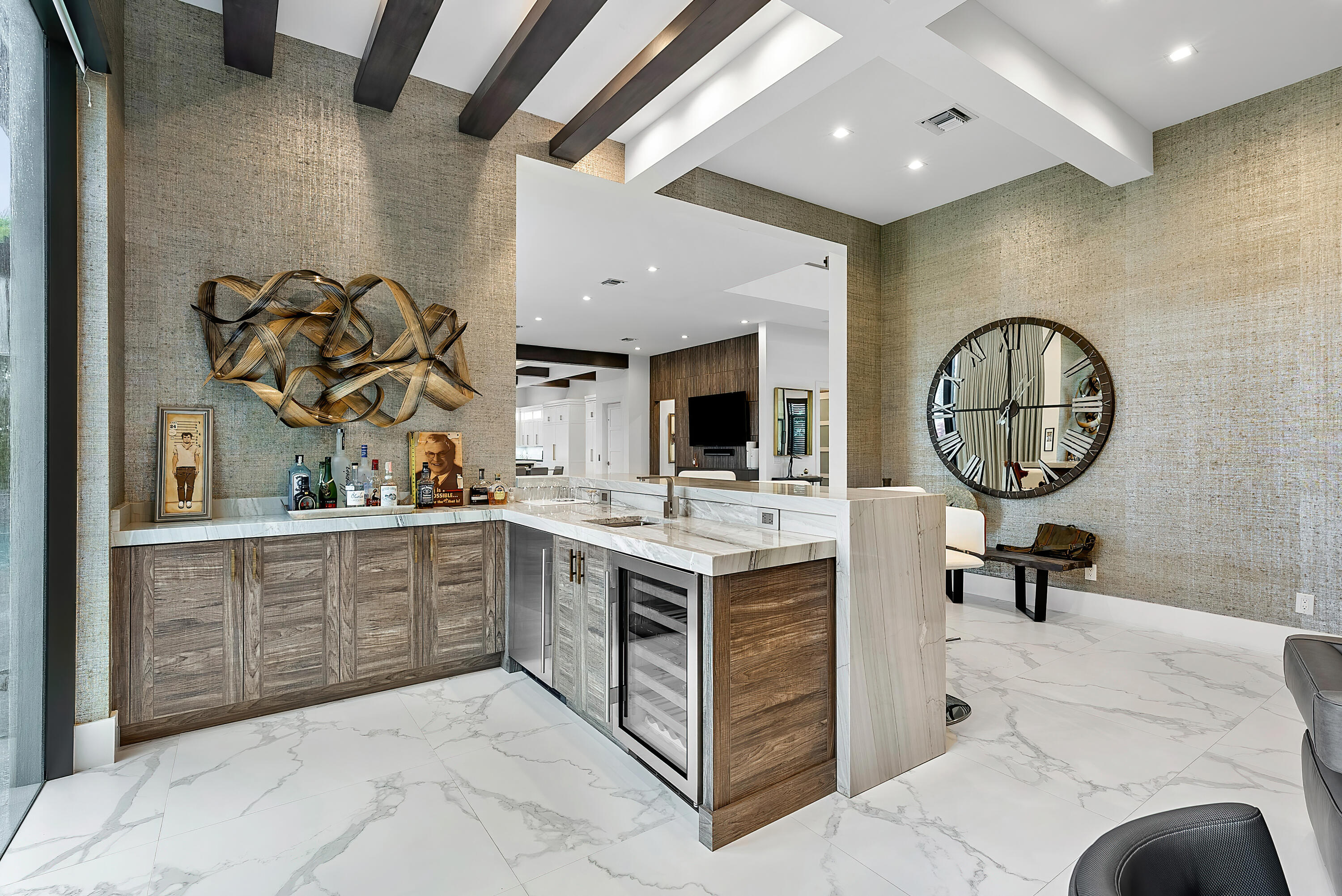 ROYAL PALM YACHT & COUNTRY CLUB - Residential