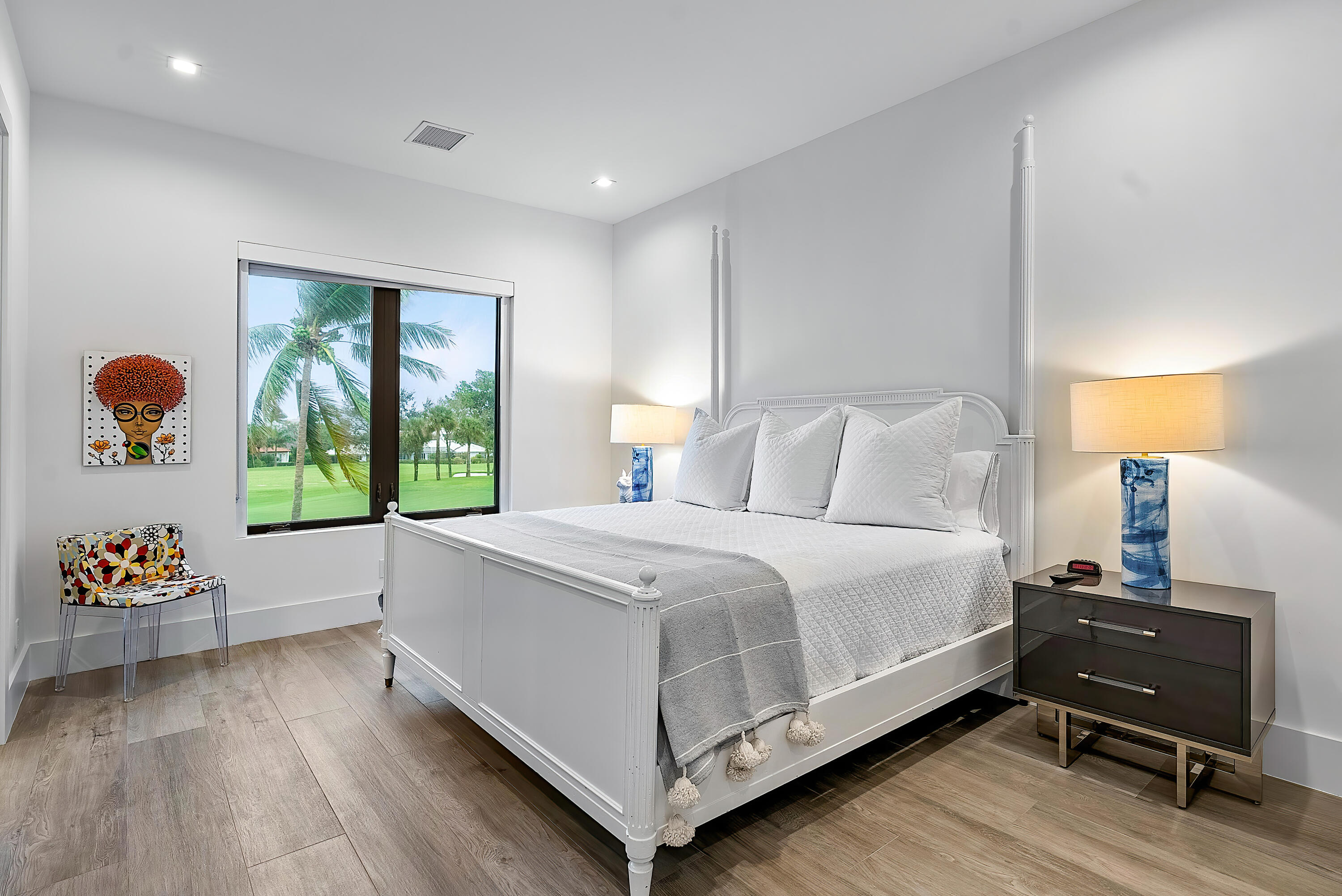 ROYAL PALM YACHT & COUNTRY CLUB - Residential