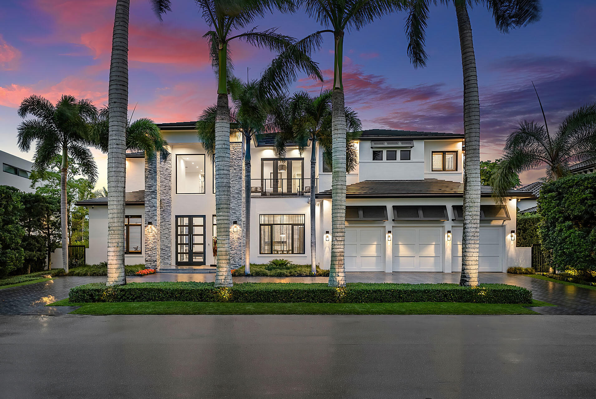 ROYAL PALM YACHT & COUNTRY CLUB - Residential