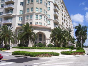 PALMETTO PLACE CONDO - Residential Lease