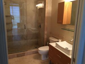 PALMETTO PLACE CONDO - Residential Lease