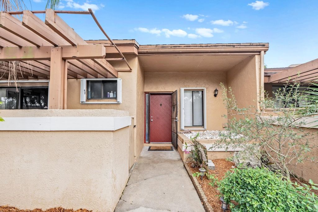 Photo of 837 NW 79th Terrace, Plantation, FL 33324 (MLS # F10494731)