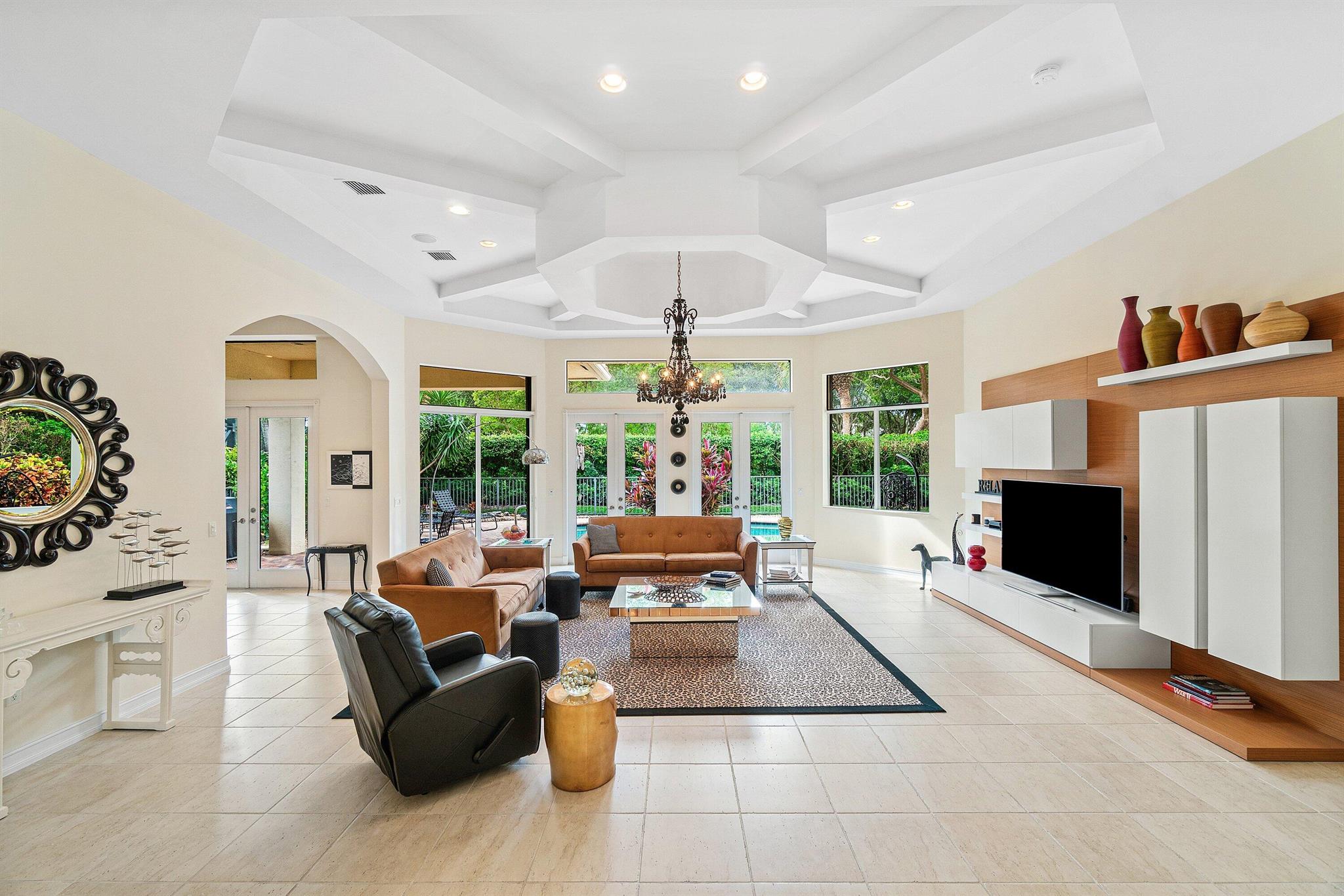 TIVOLI LAKES - Residential