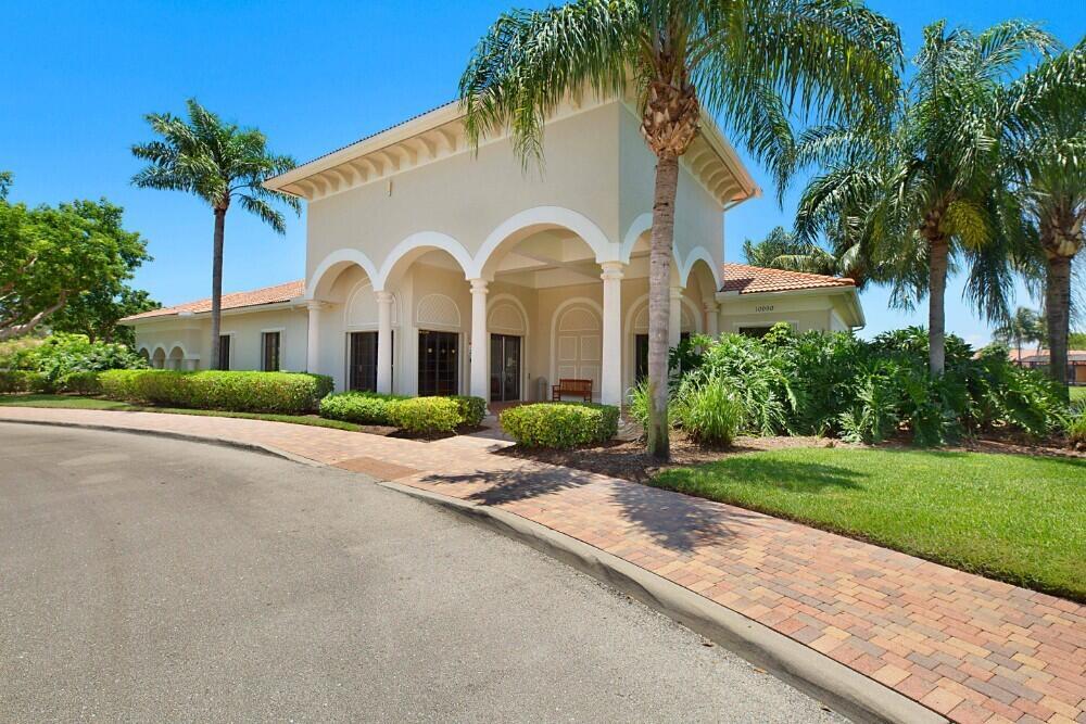 TIVOLI LAKES - Residential