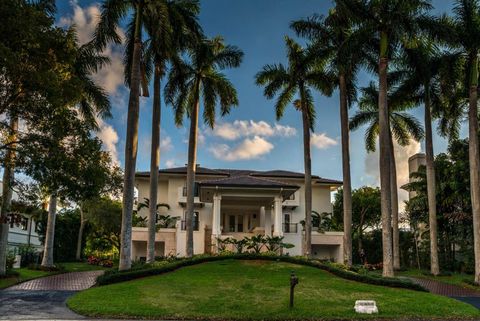 322 Costanera Road Coral Gables FL 33143