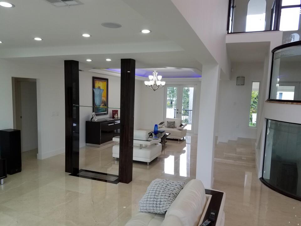 322 Costanera Road