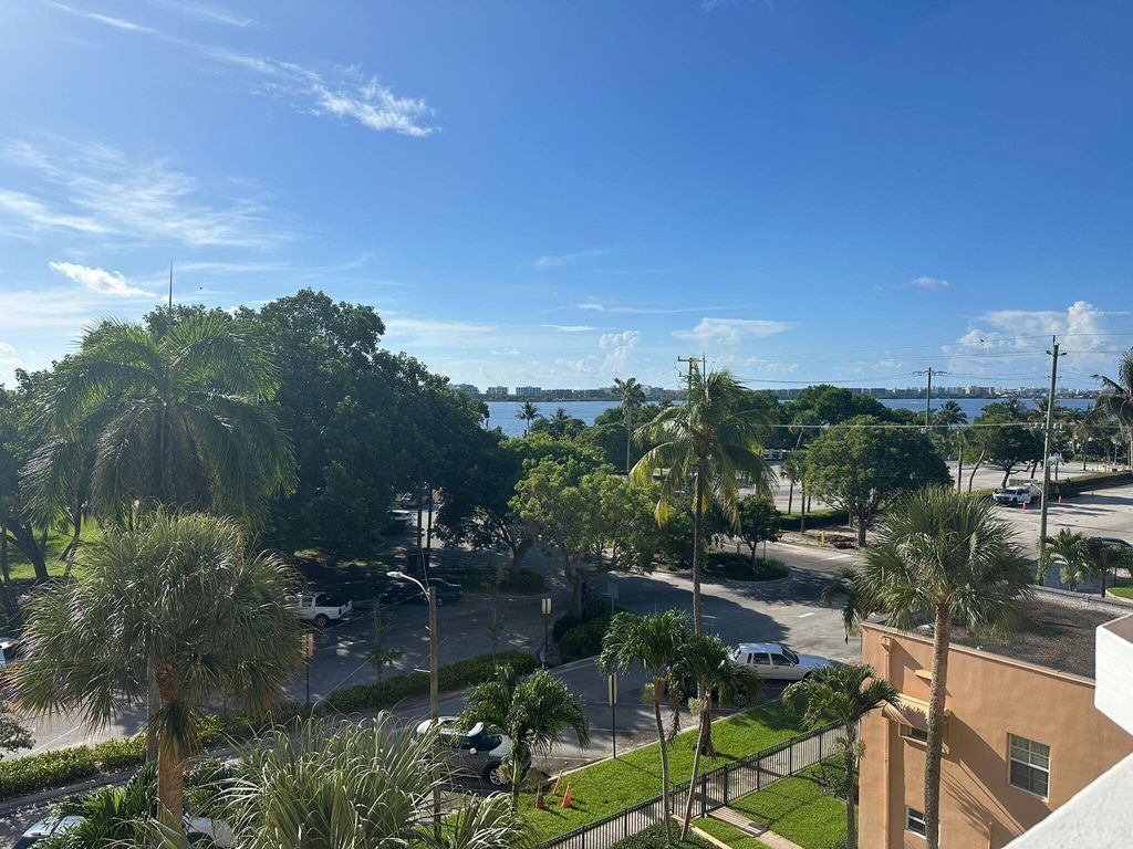 Photo of 15 S Golfview Road #504, Lake Worth Beach, FL 33460 (MLS # B26010179)