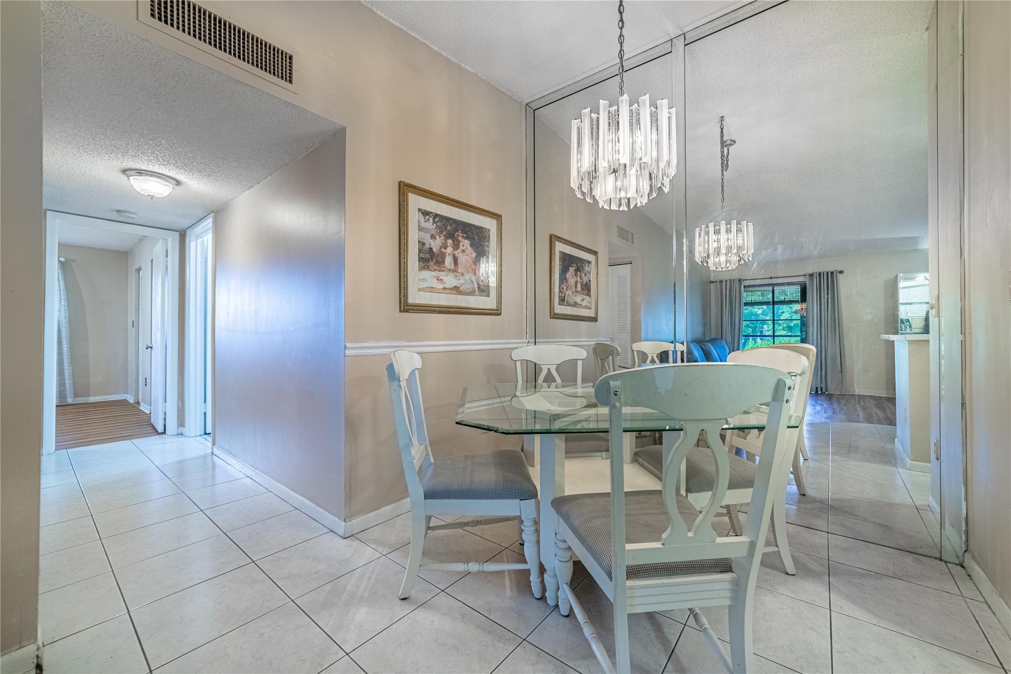 BELFORT @ KINGS POINT - Residential