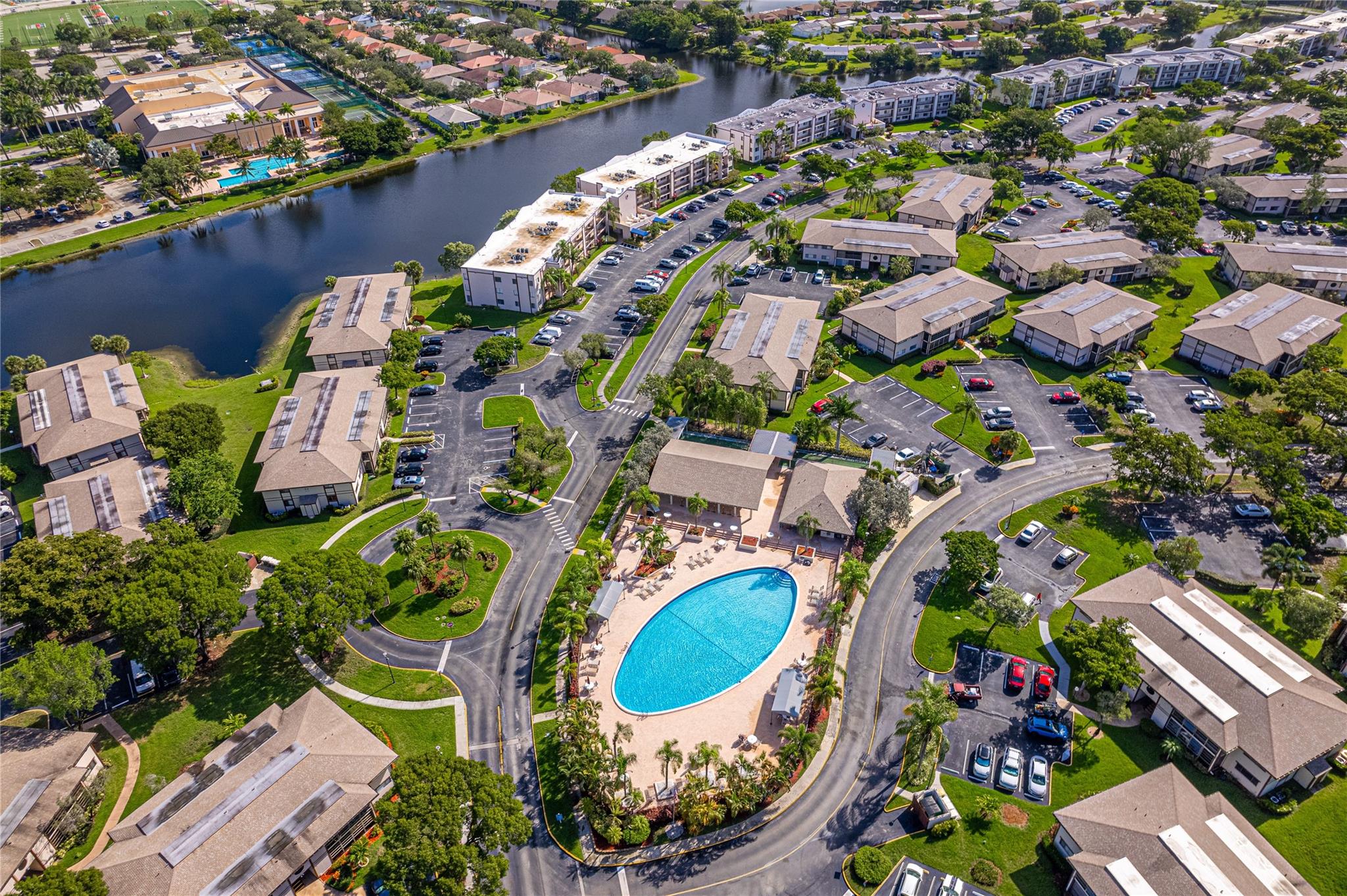 BELFORT @ KINGS POINT - Residential