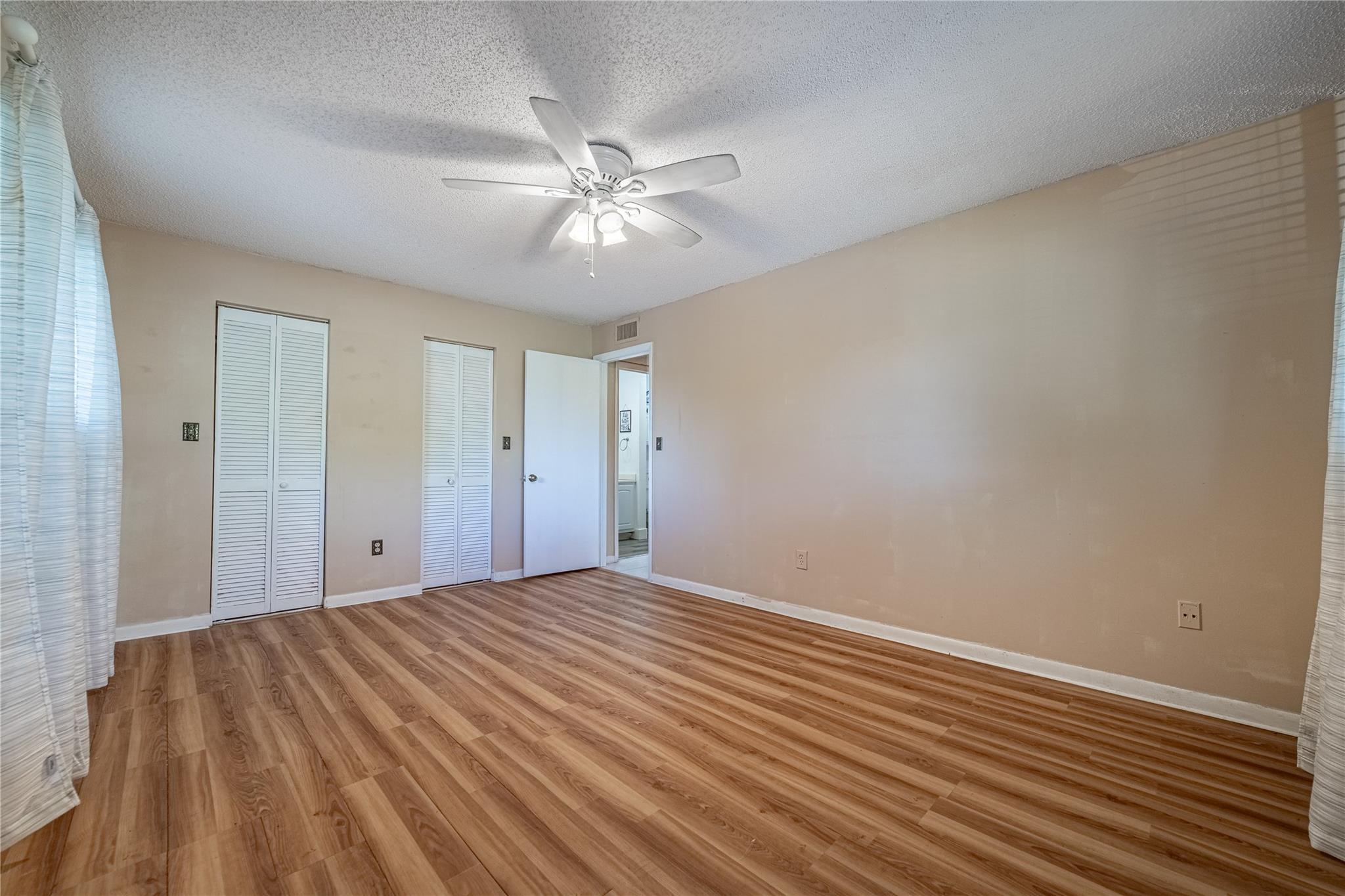 BELFORT @ KINGS POINT - Residential