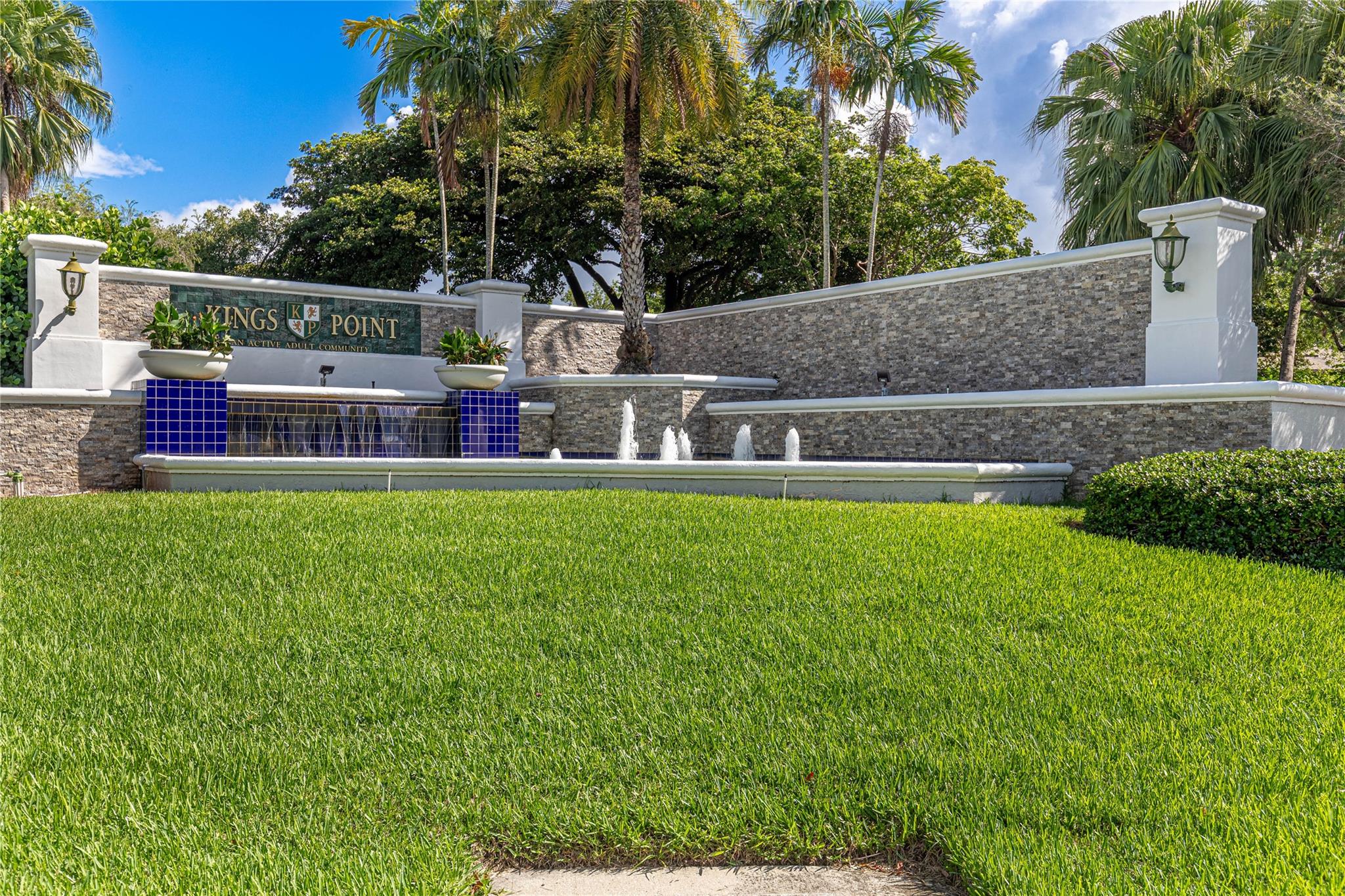 This move-in ready condo offers comfort, convenience, and value. The spacious primary bedroom features a generous walk-in closet, and the air conditioner and appliances were updated just a few years ago. Located in Kings Point in Tamarac, a highly desirable 55+ community known for its vibrant lifestyle, this home gives you access to a wide range of amenities—including fitness classes, social clubs, dances, and a state-of-the-art theater that seats over 1,000 guests. Kings Point also provides a courtesy bus service, and your membership includes cable and internet. Clubhouse deed is paid in full—just bring your personal touch and start enjoying the lifestyle you deserve!