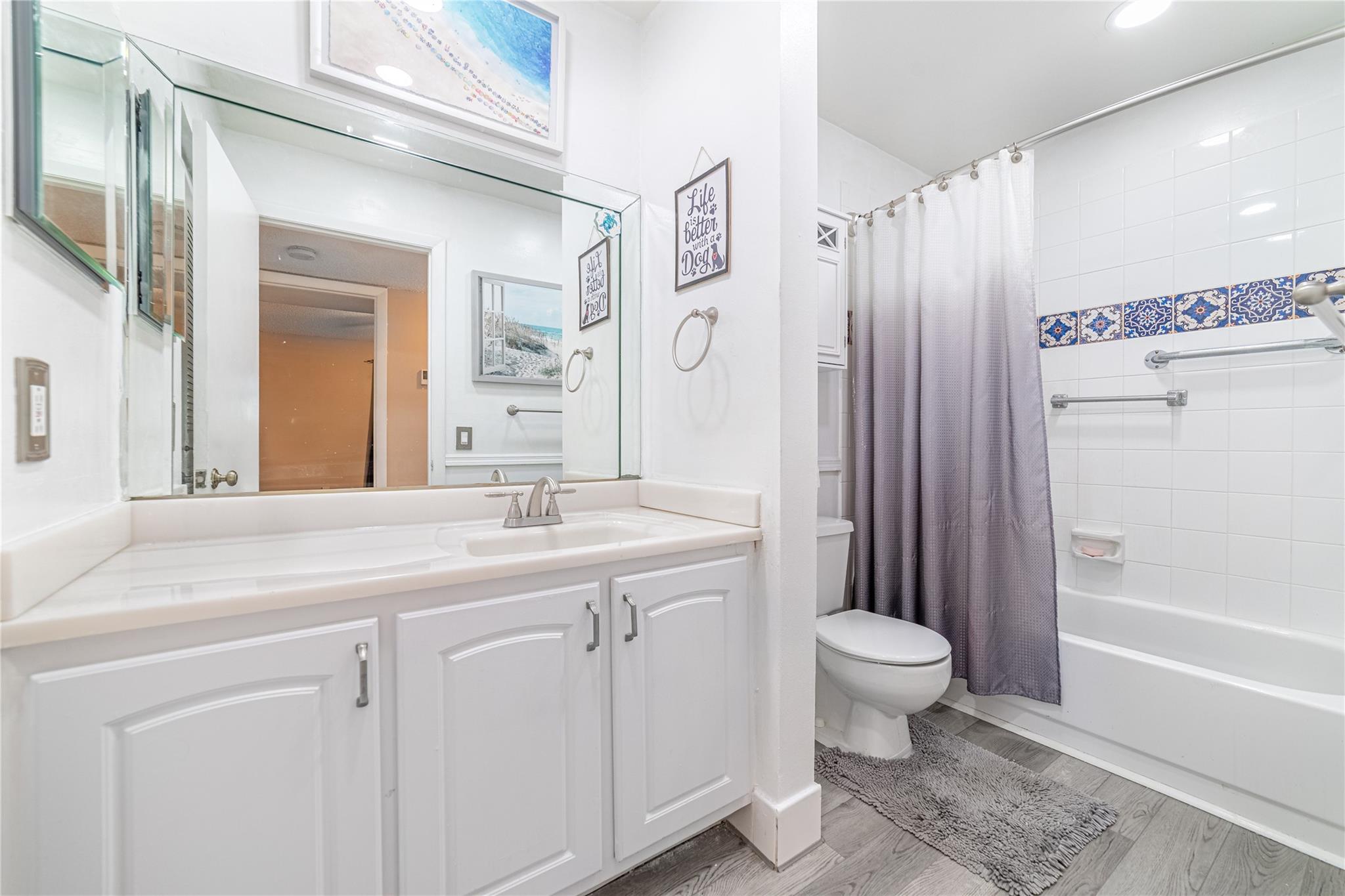 BELFORT @ KINGS POINT - Residential