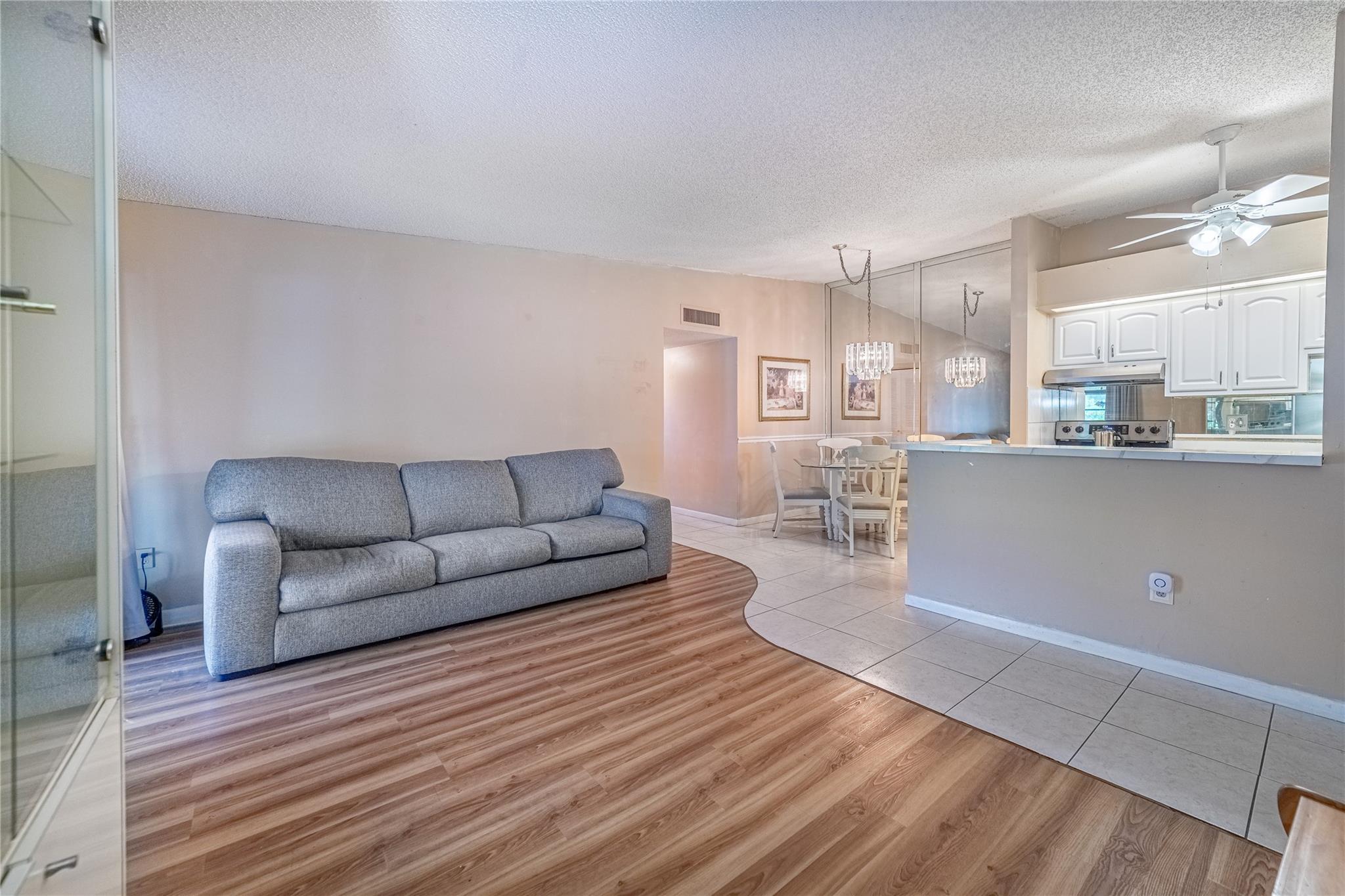 BELFORT @ KINGS POINT - Residential