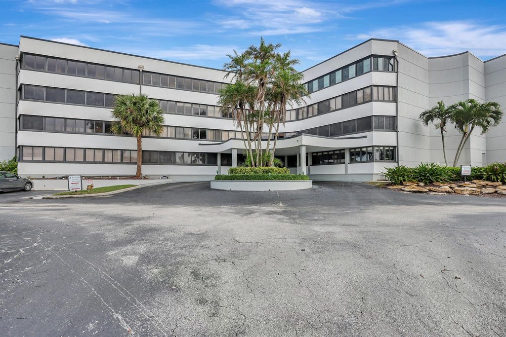 Photo of 1357 NE Ocean Boulevard #419, Stuart, FL 34996 (MLS # R11081176)