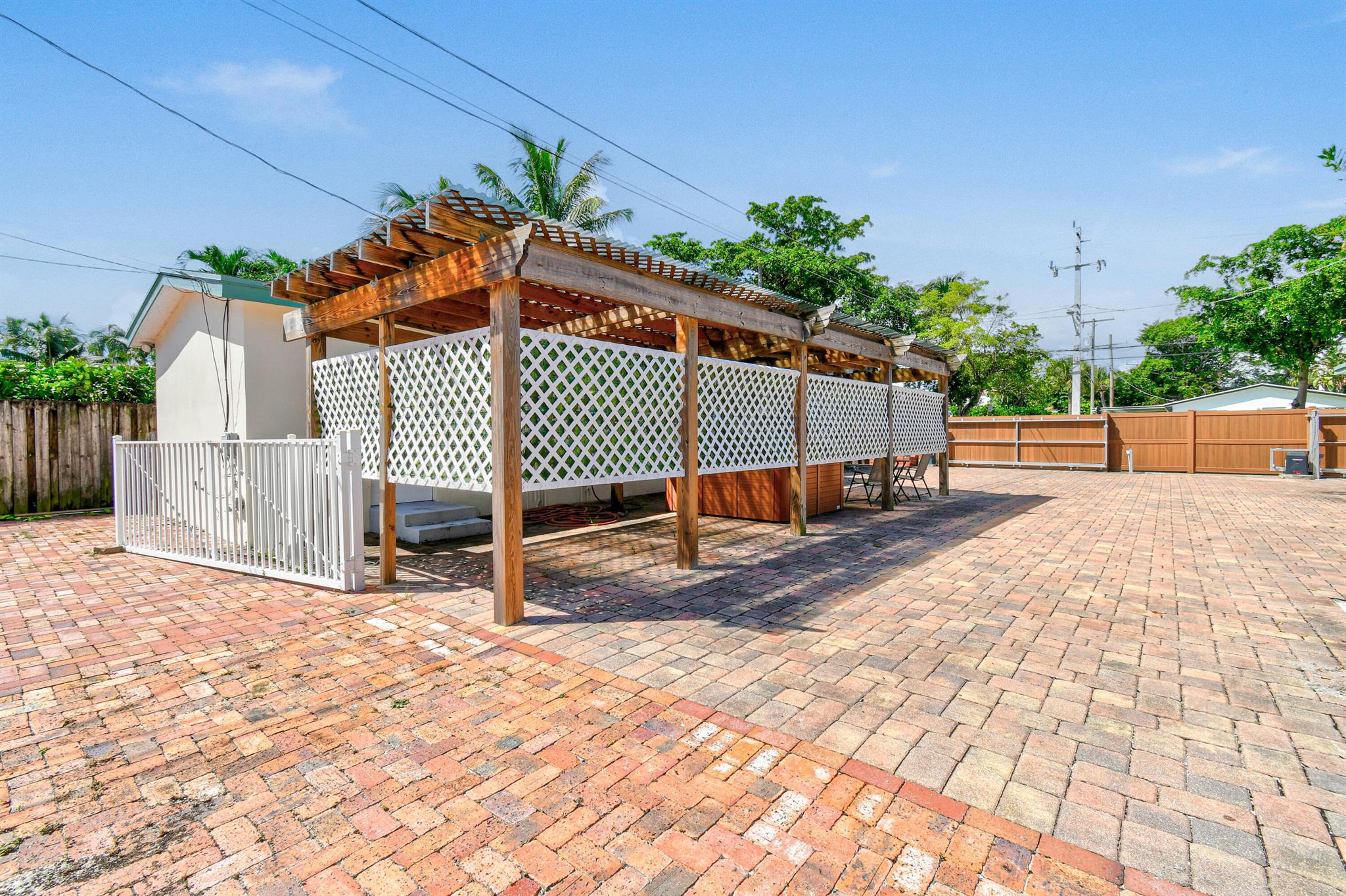 SOUTHLAND PARK - Residential Lease