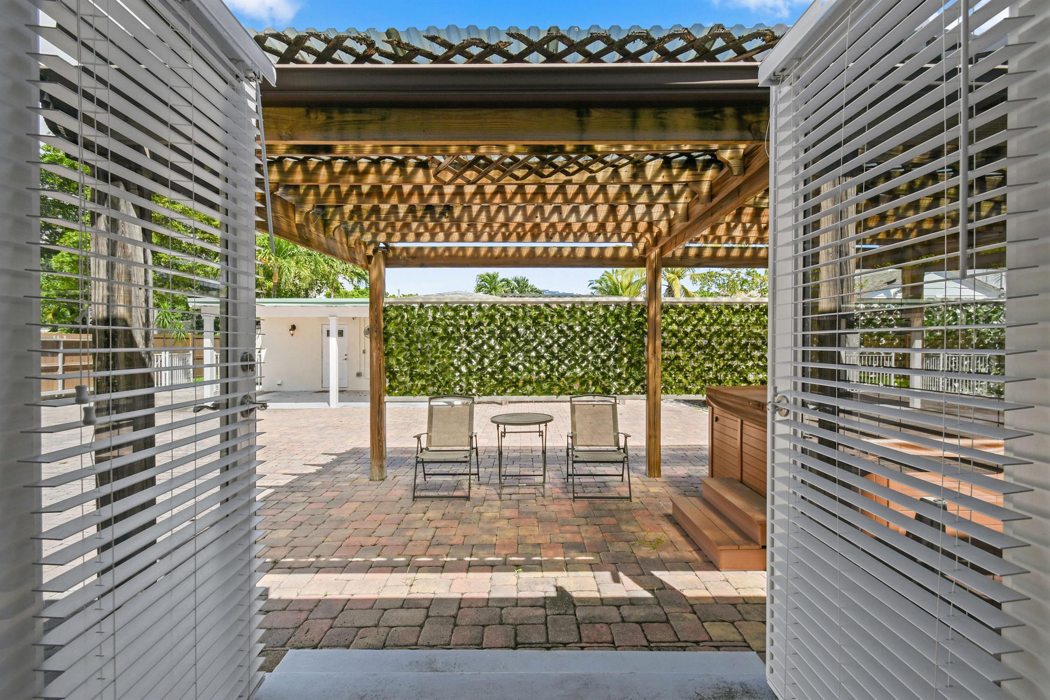 SOUTHLAND PARK - Residential Lease