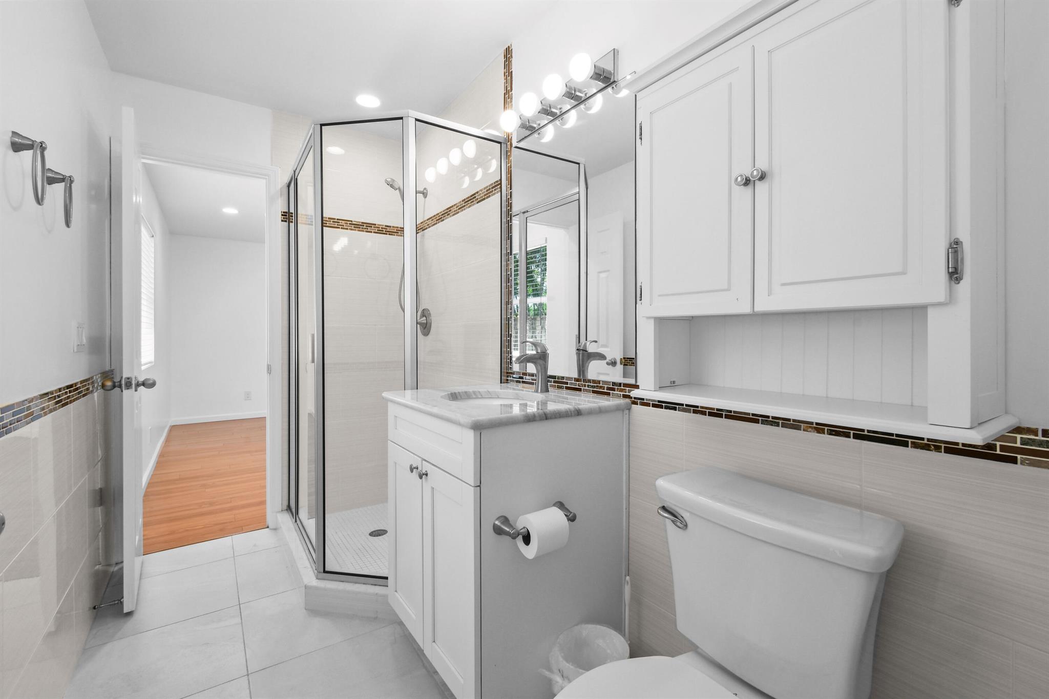 SOUTHLAND PARK - Residential Lease