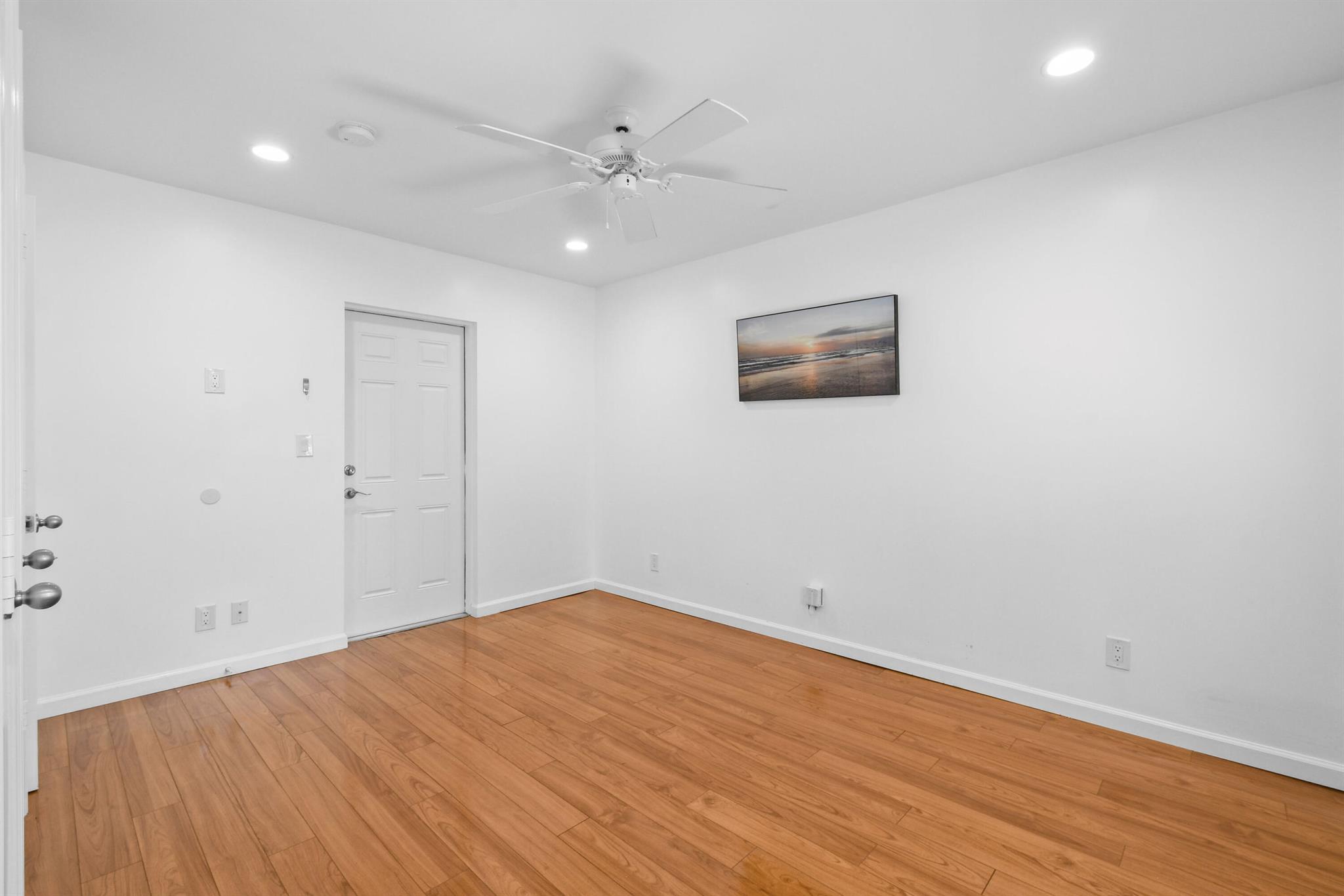 SOUTHLAND PARK - Residential Lease