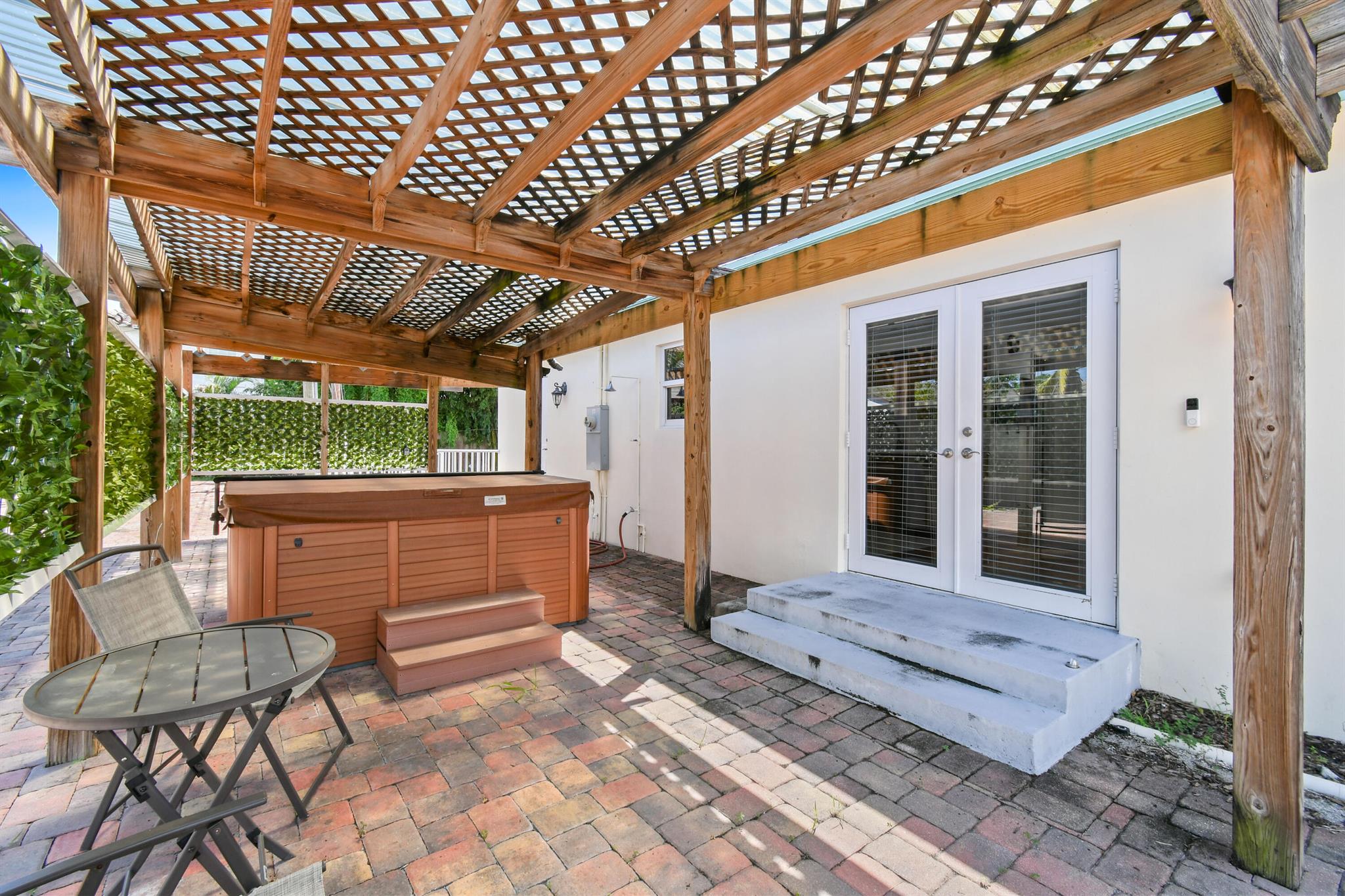 SOUTHLAND PARK - Residential Lease