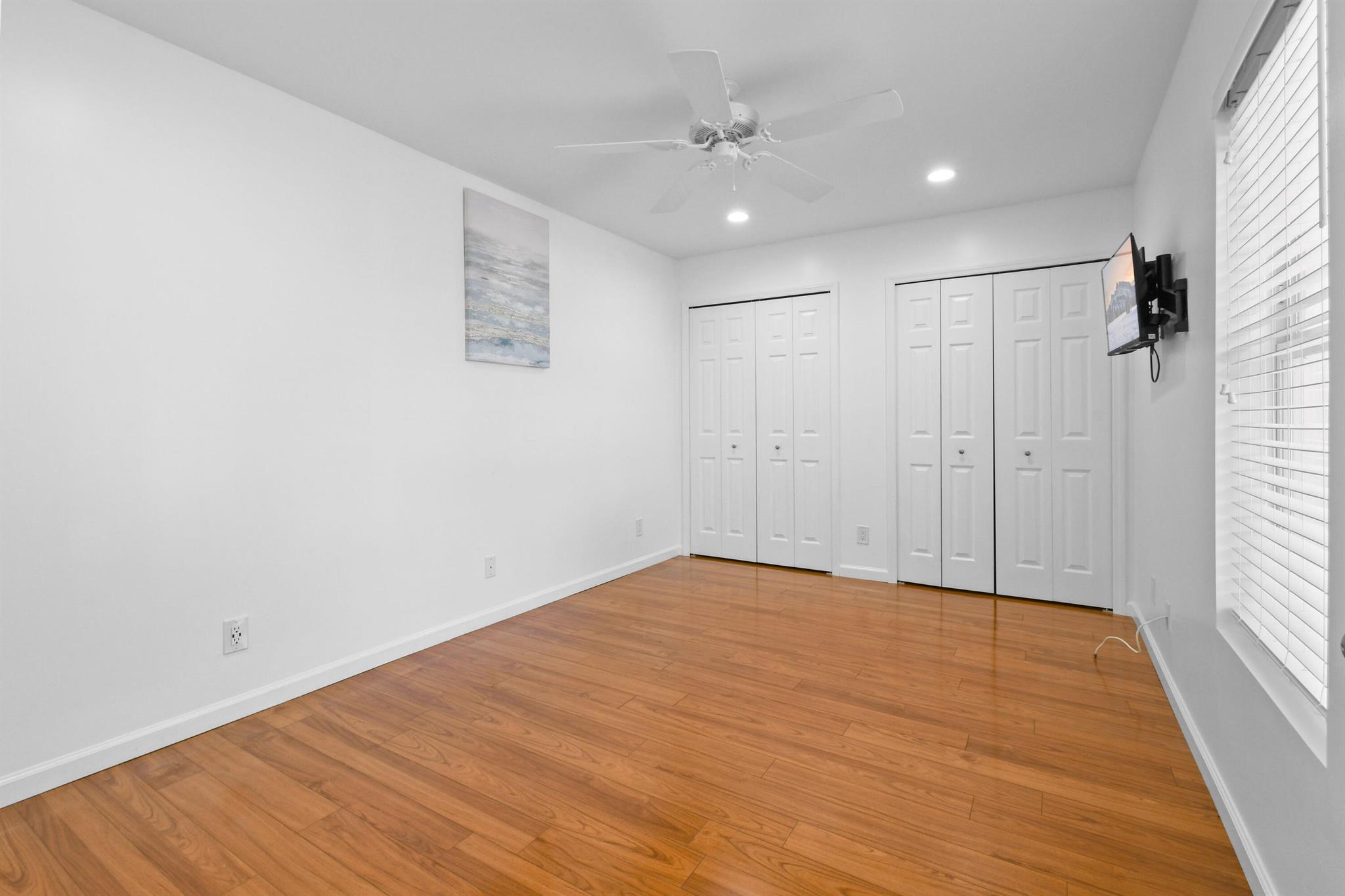 SOUTHLAND PARK - Residential Lease