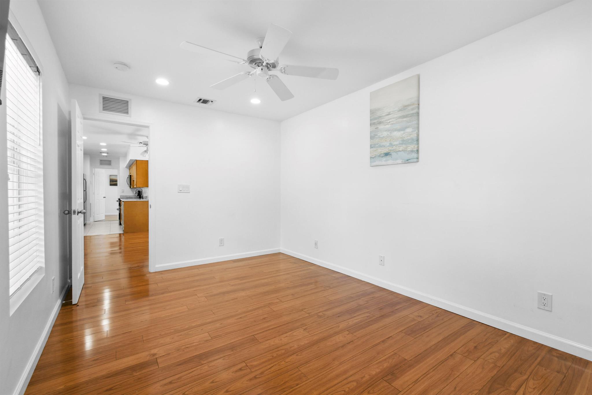 SOUTHLAND PARK - Residential Lease