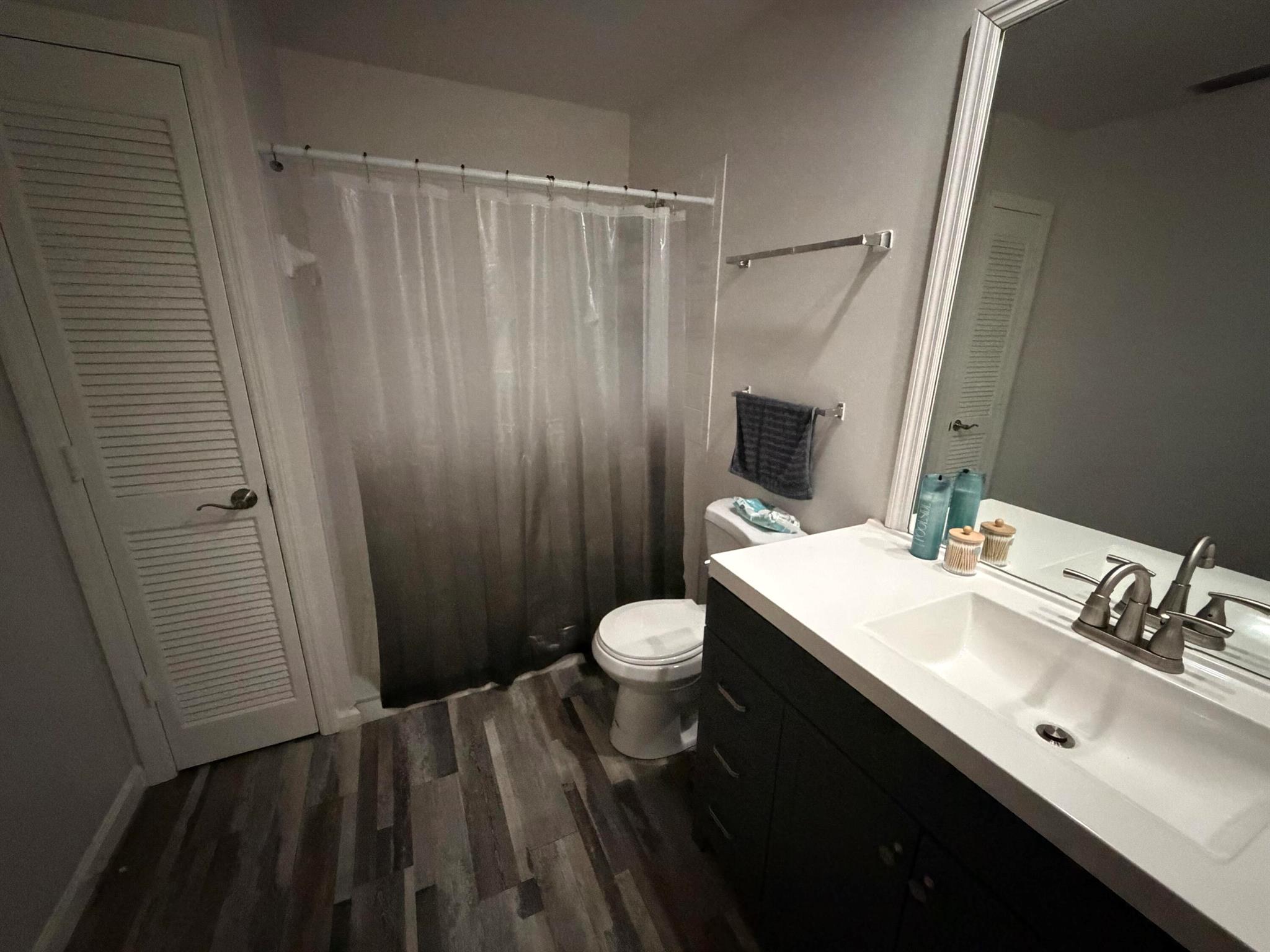 SANDALWOOD OF VERO - Residential Lease